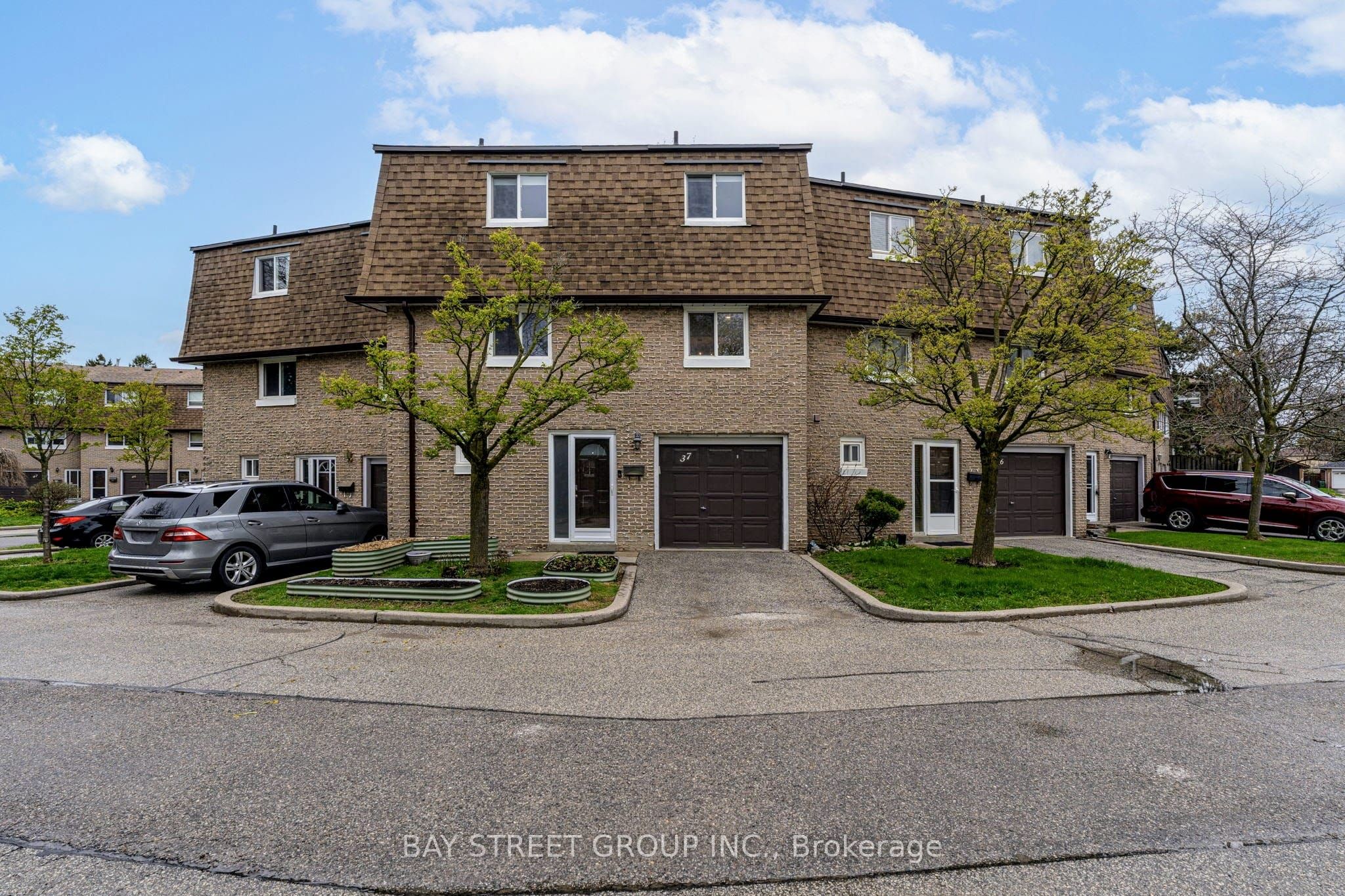 37-671 Huntingwood Drive, Toronto, ON, M1W 1H6