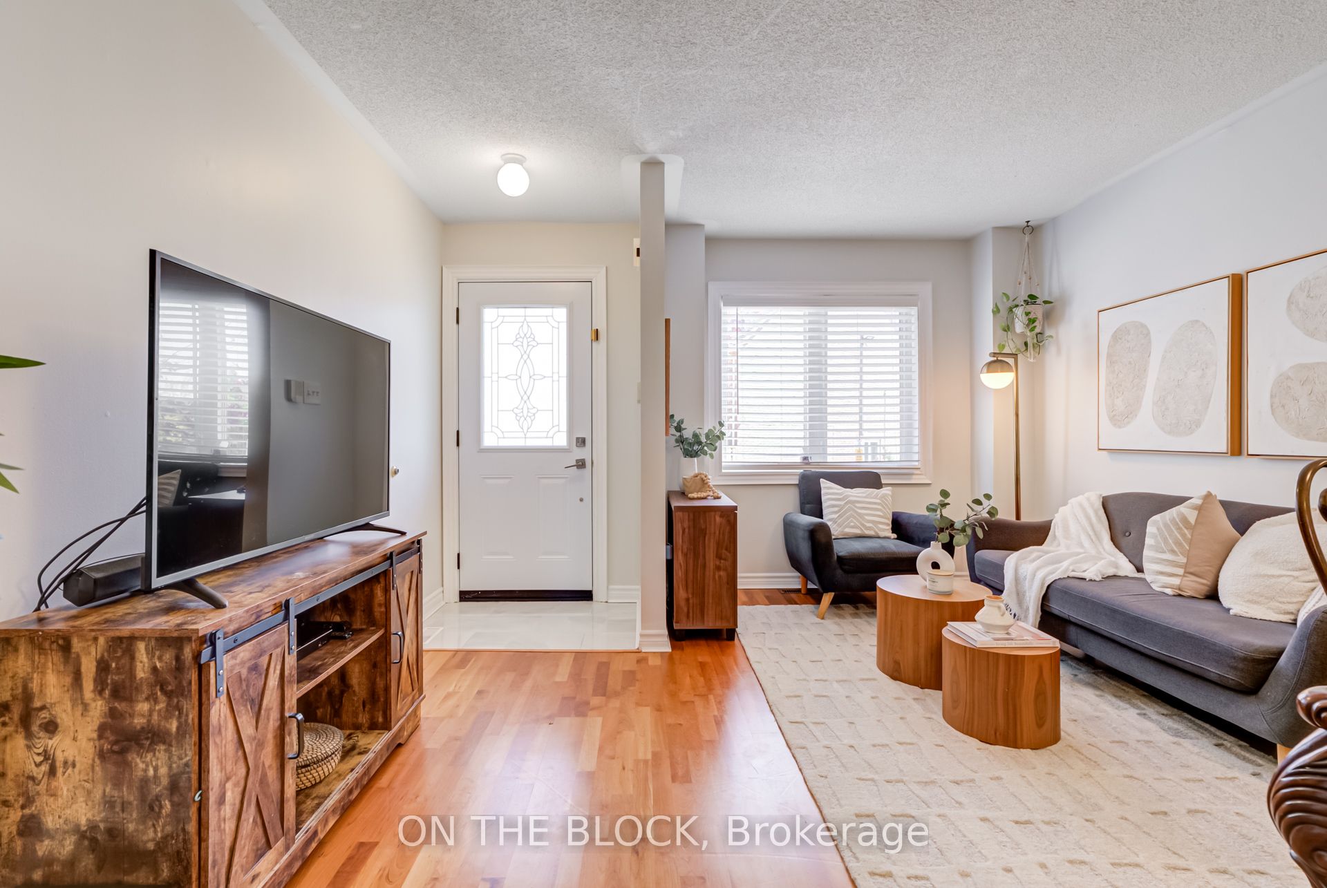 Additional image 6 of 4-224 Rosemount Avenue, Toronto, ON, M9N 1M8