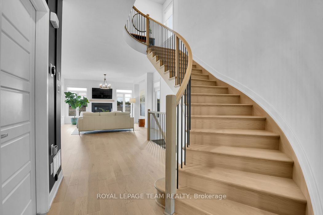 Additional image 5 of 516 Bobolink Ridge, Ottawa, ON, K2S 2N5