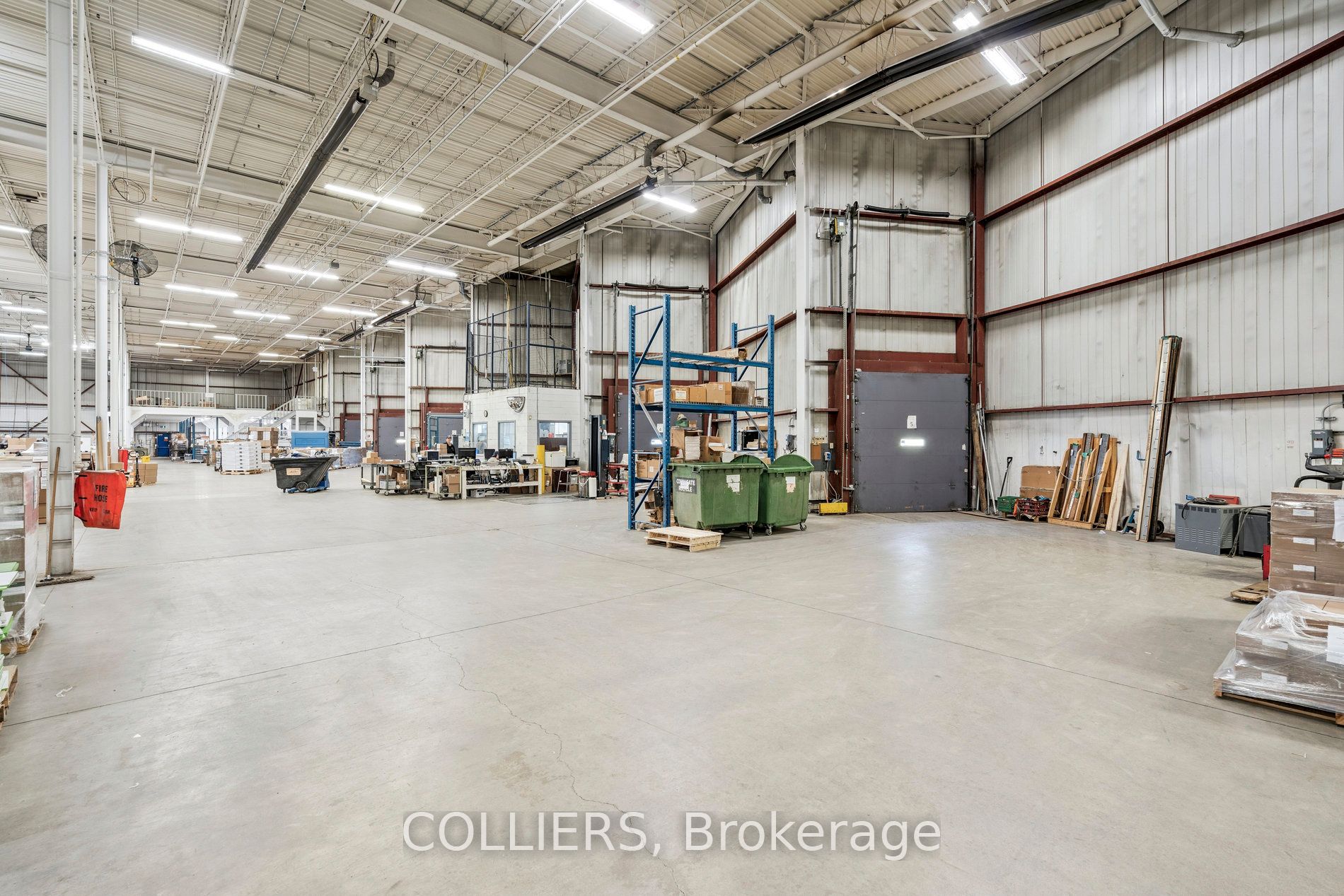 Additional image 6 of 560 Hensall Circle, Mississauga, ON, L5A 1Y1
