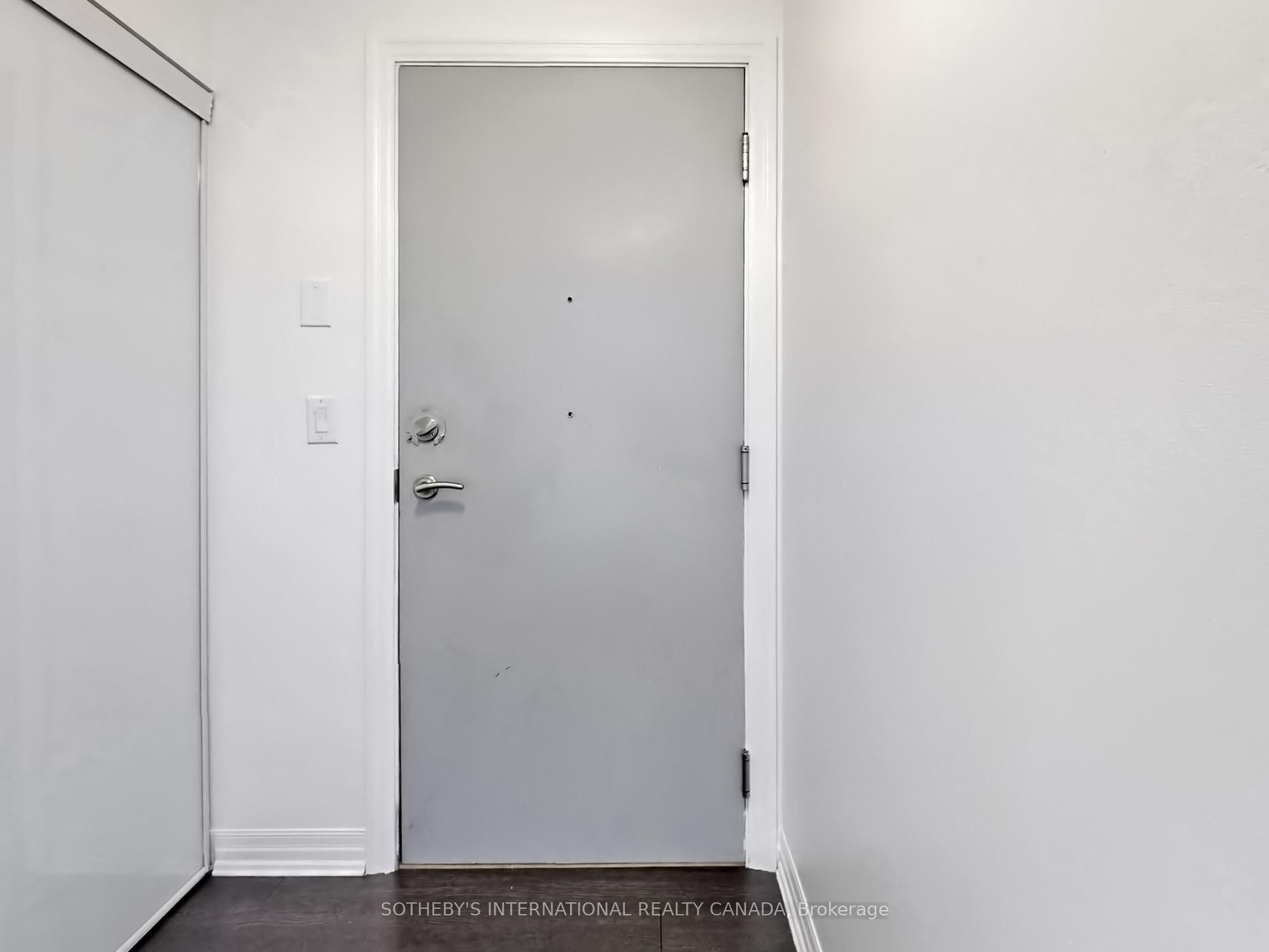 Additional image 3 of 1018-80 Esther Lorrie Drive, Toronto, ON, M9W 0C6