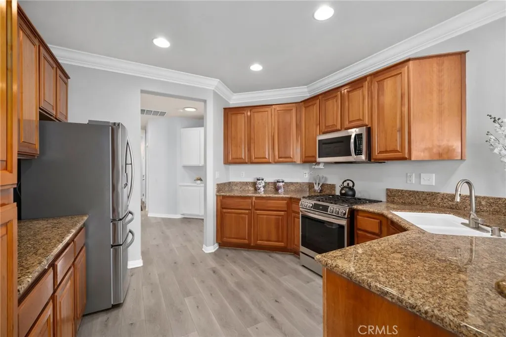 Additional image 12 of 33287 Warwick Hills Rd, Yucaipa, CA 92399