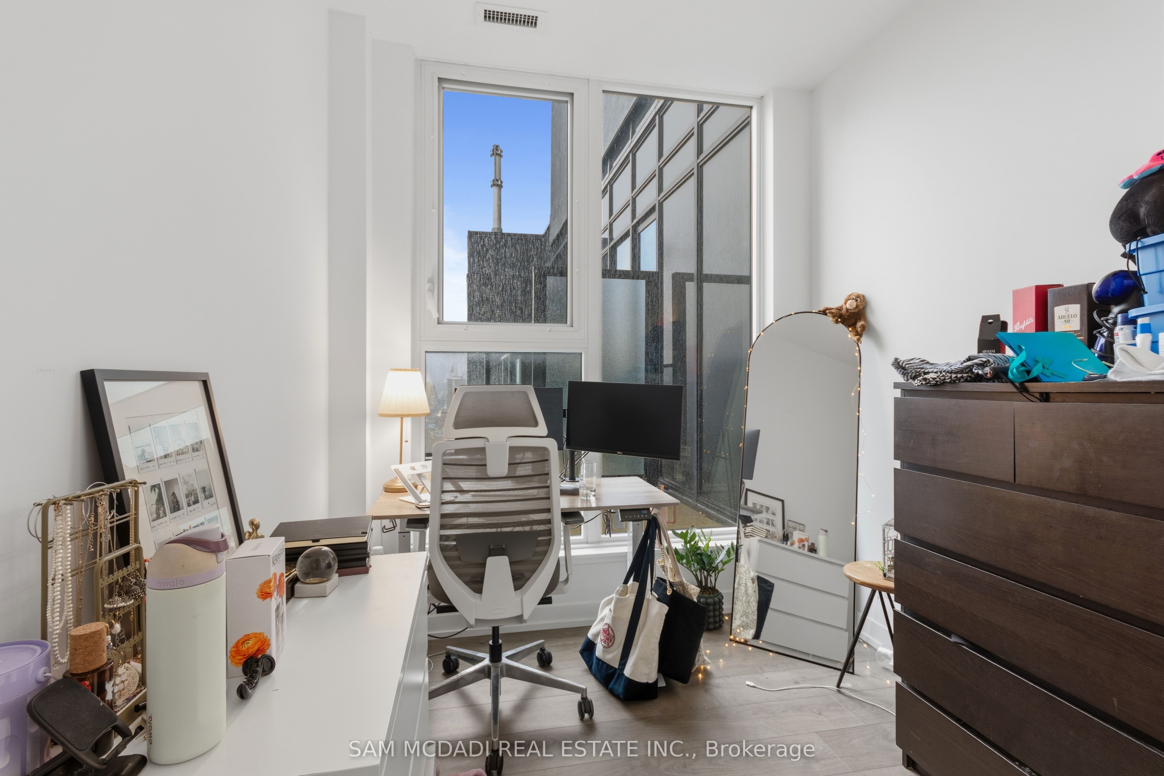 Additional image 3 of PH01-270 Dufferin Street, Toronto, ON, M6K 0H8