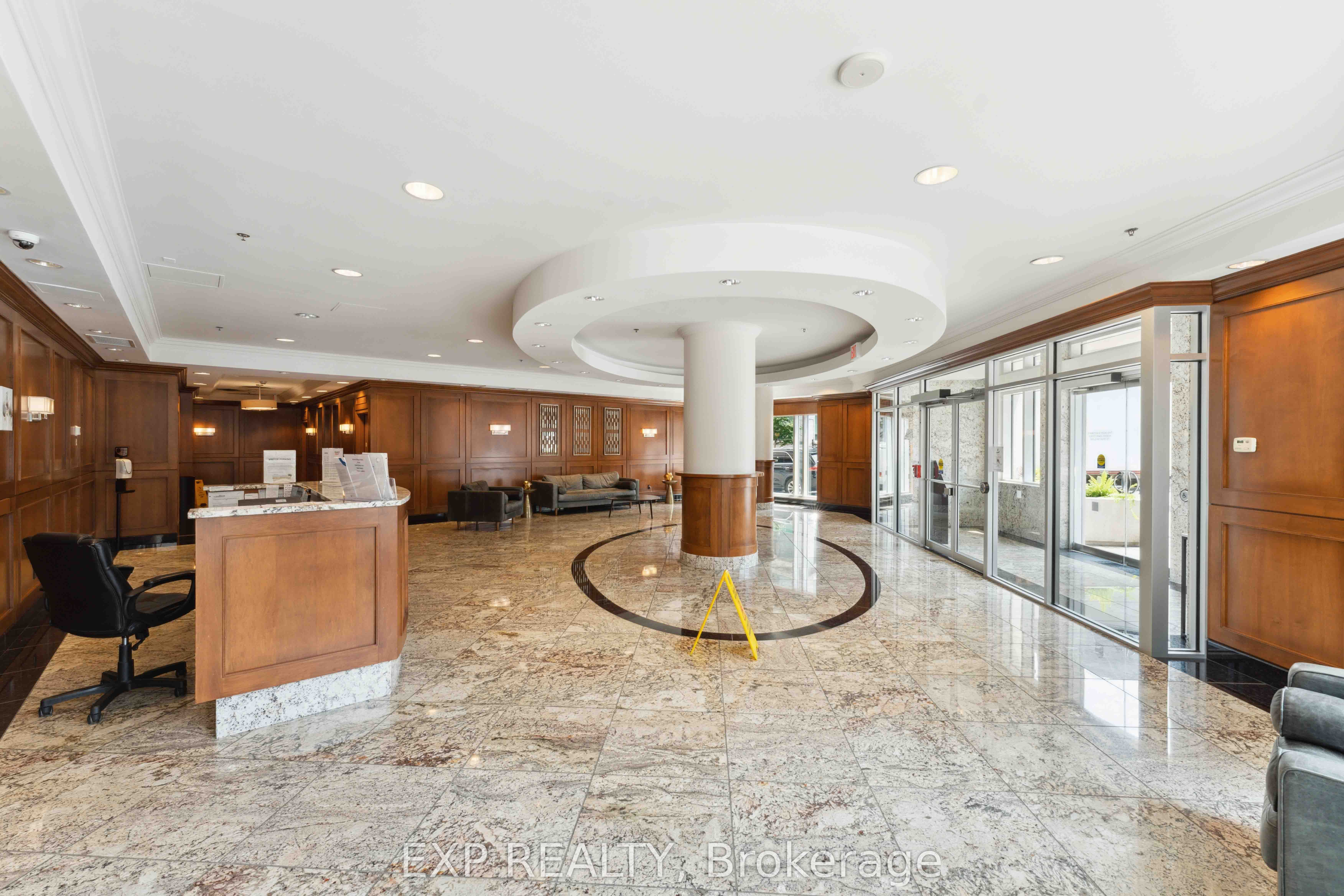 Additional image 4 of 1805-195 Besserer Street, Ottawa, ON, K1N 0B6