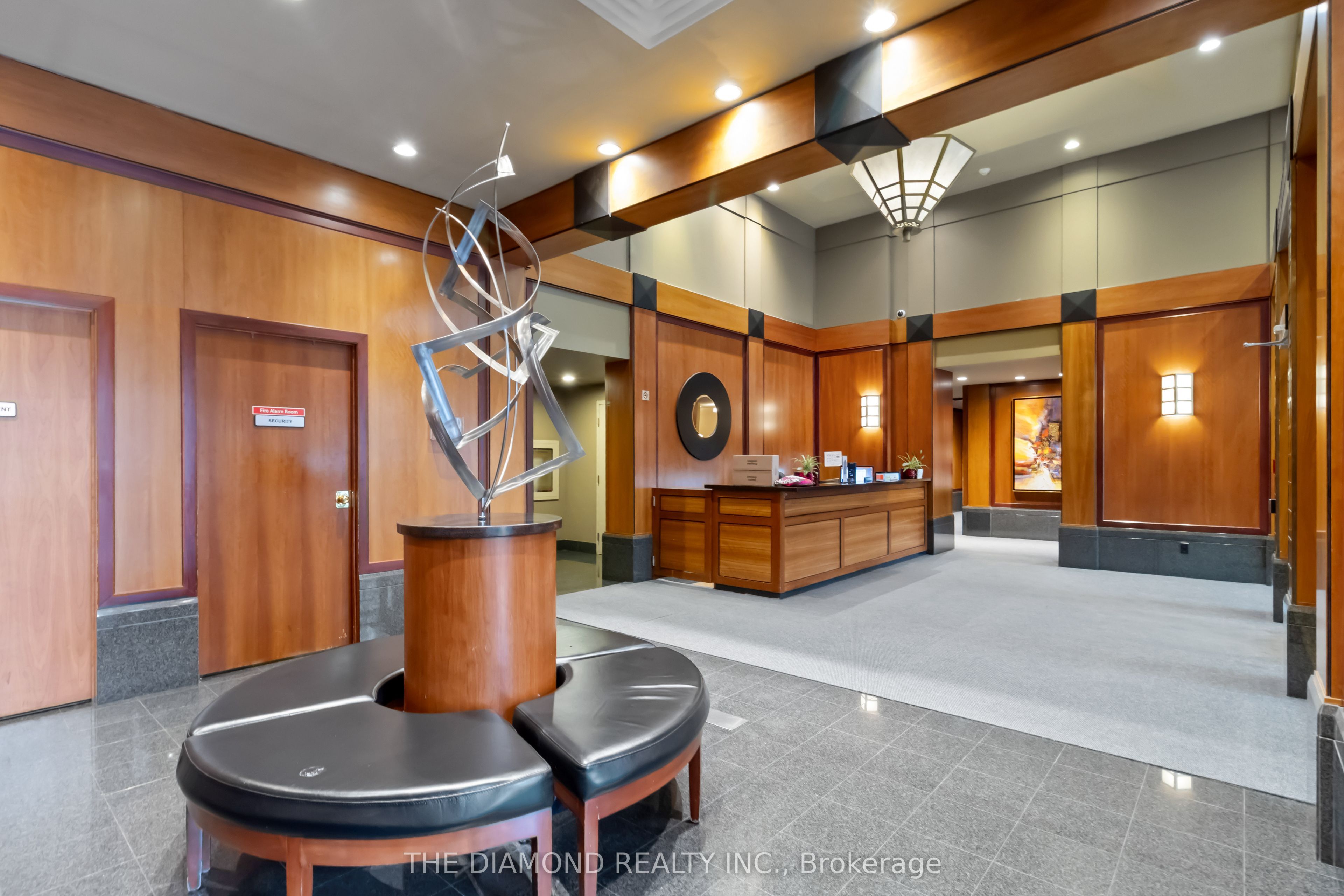 Additional image 6 of 907-750 Bay Street, Toronto, ON, M5G 1N6