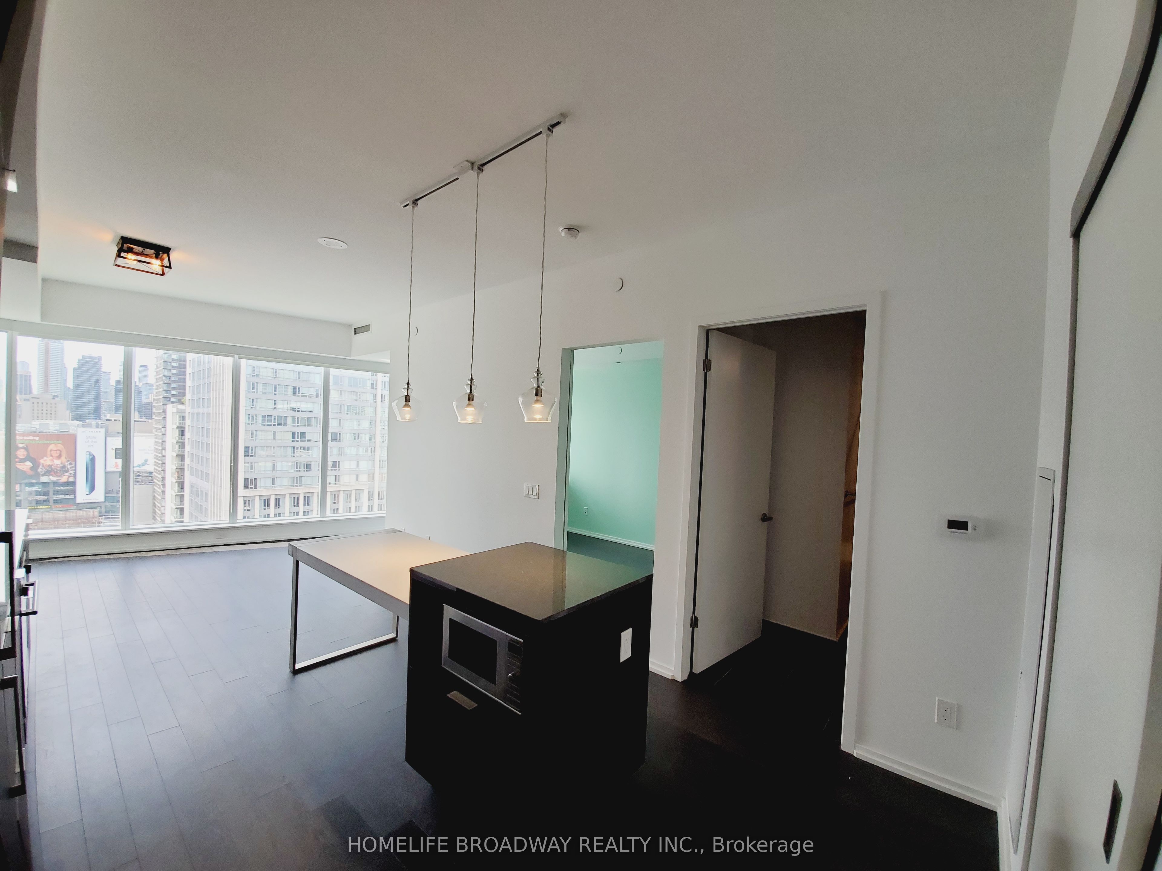 Additional image 5 of 1714-197 Yonge Street, Toronto, ON, M5B 0C1