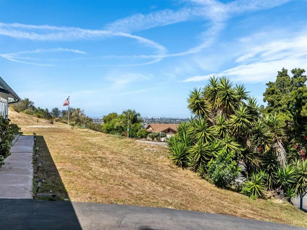 Additional image 73 of 2443 Helix Street, Spring Valley, CA 91977