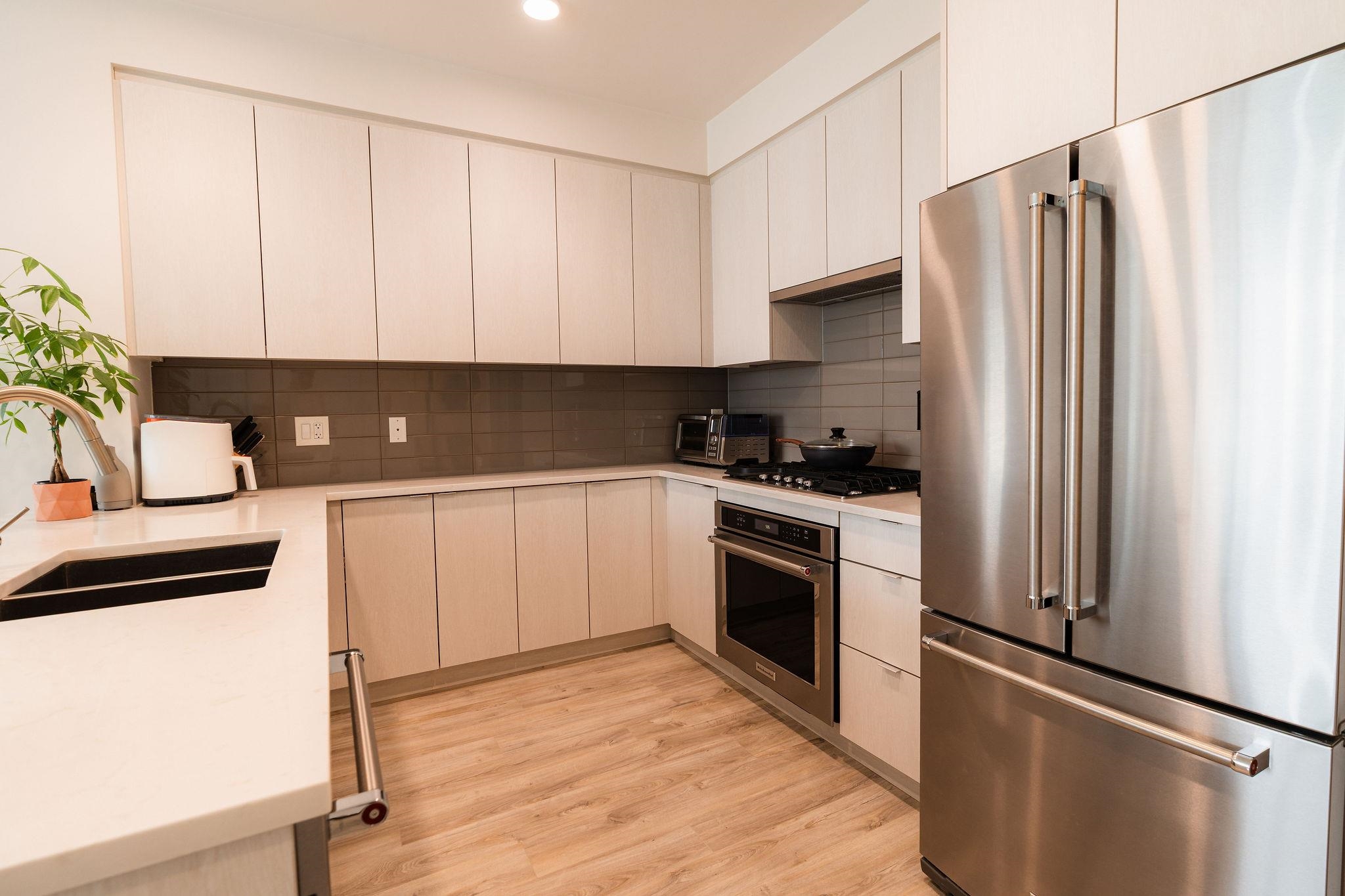 Additional image 6 of 302-621 Regan Avenue, Coquitlam, BC, V3J 0K1