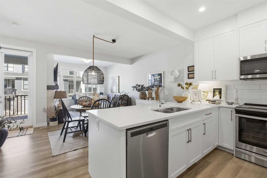 Additional image 6 of 307 Crestridge Common SW, Calgary, AB, T3B 6J5
