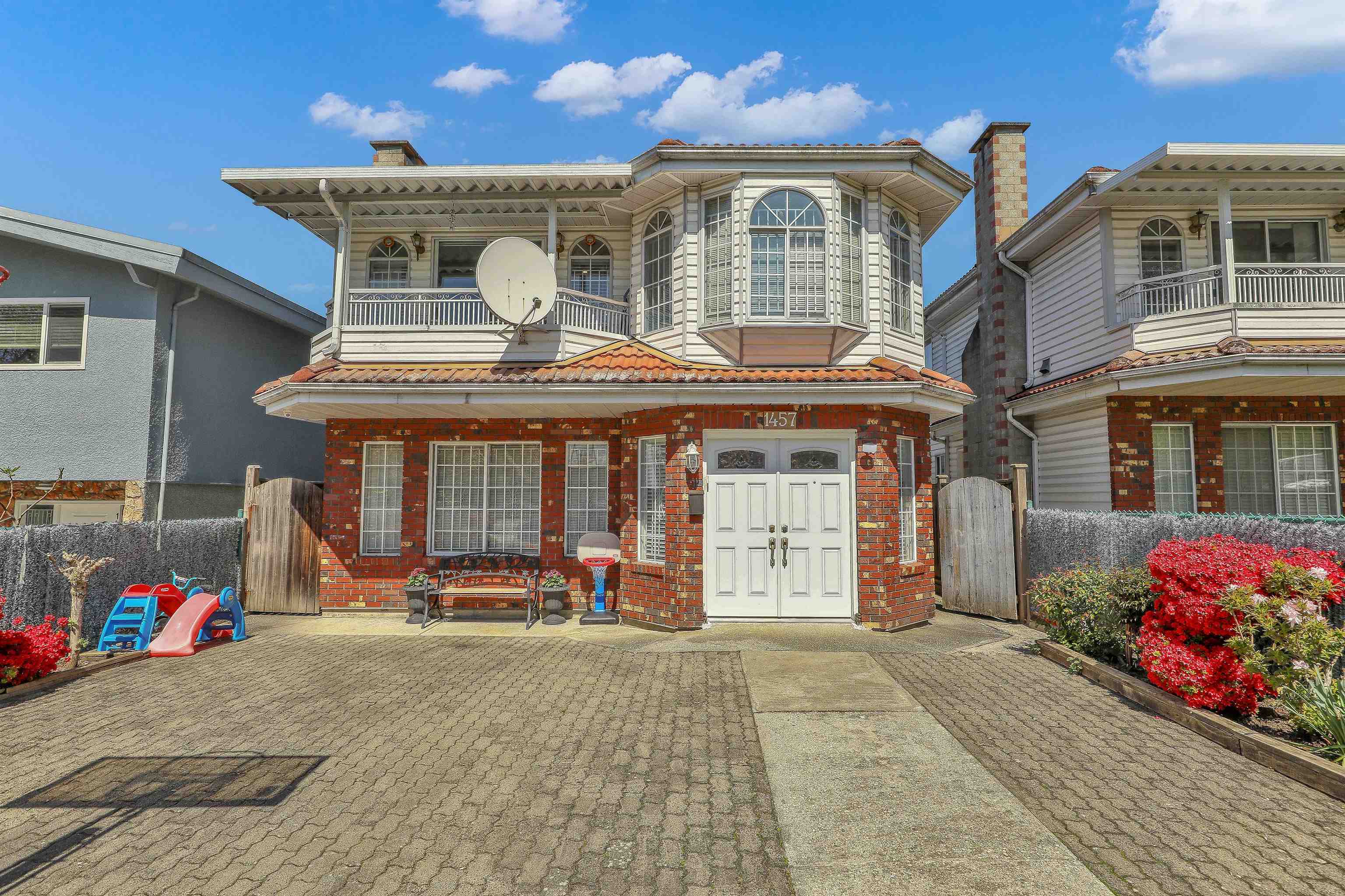 1457 18th Avenue E, Vancouver, BC, V5N 2H2 photo 2