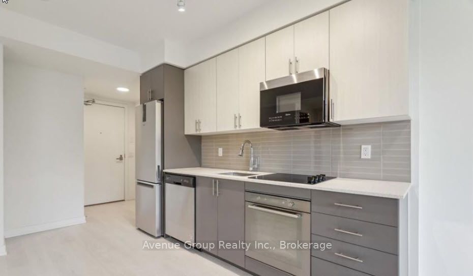 318-415 Main Street W, Hamilton, ON, L8P 1K5
