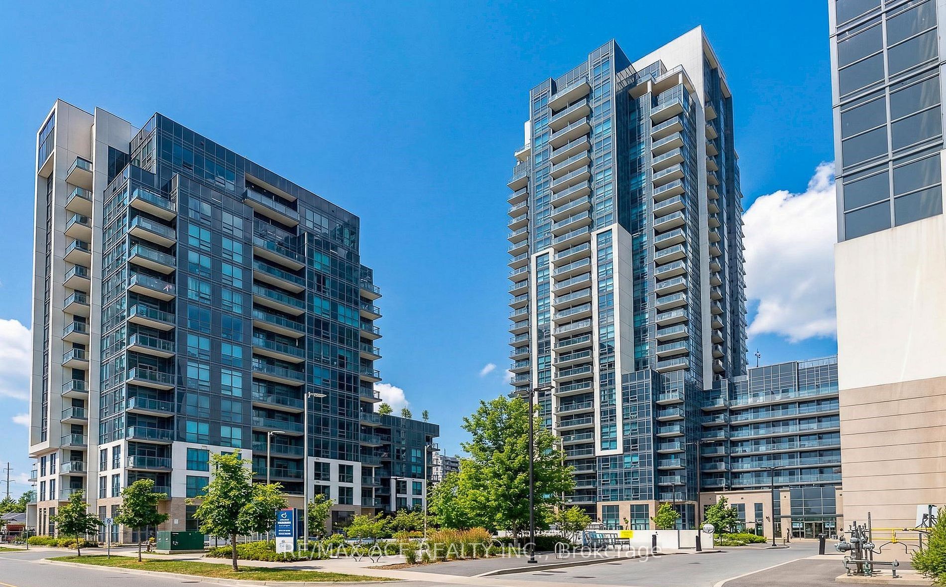 1102-20 Meadowglen Place, Toronto, ON, M1G 0A9