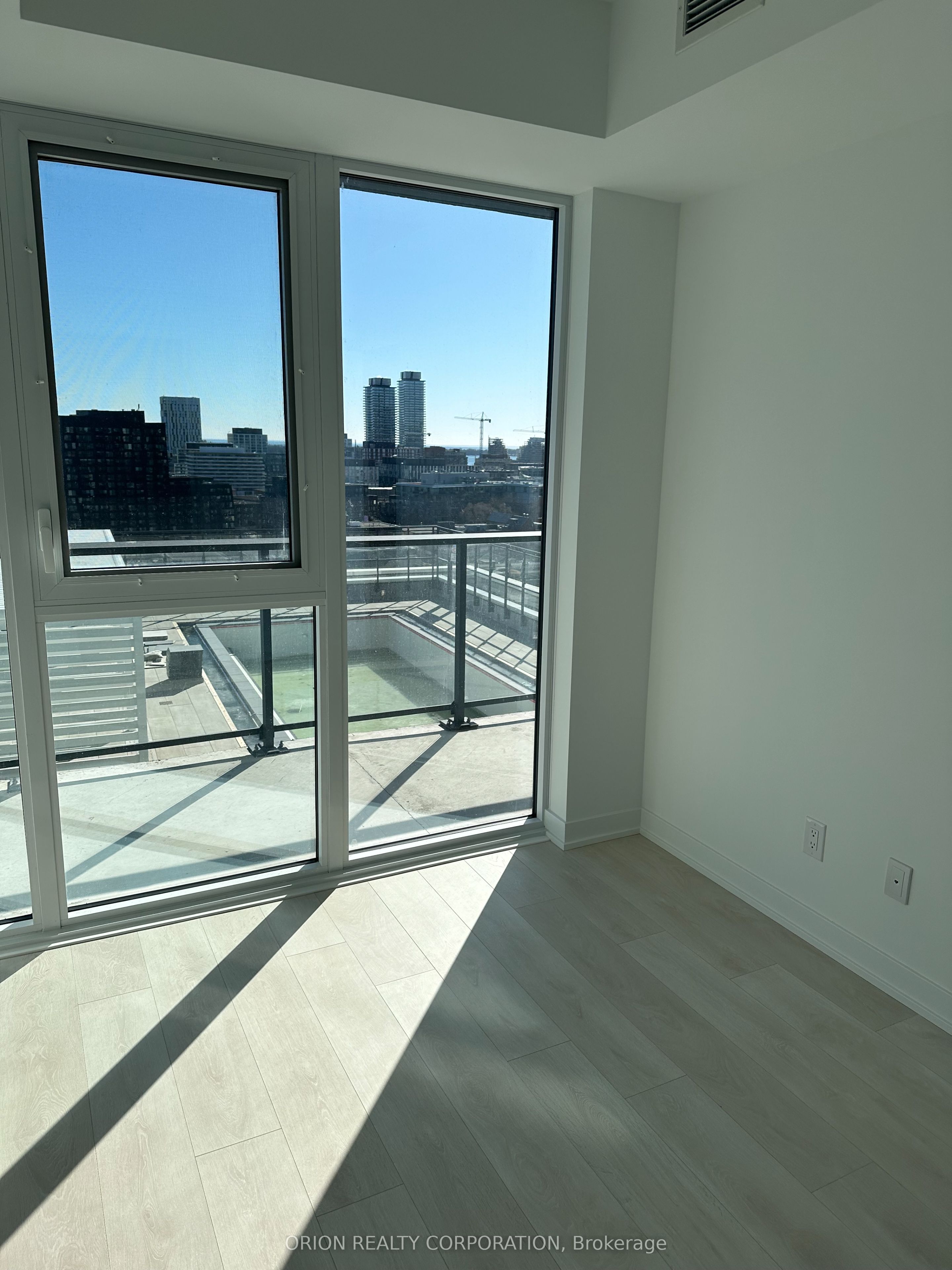 Additional image 6 of 1404-5 Defries Street, Toronto, ON, M5A 0W7