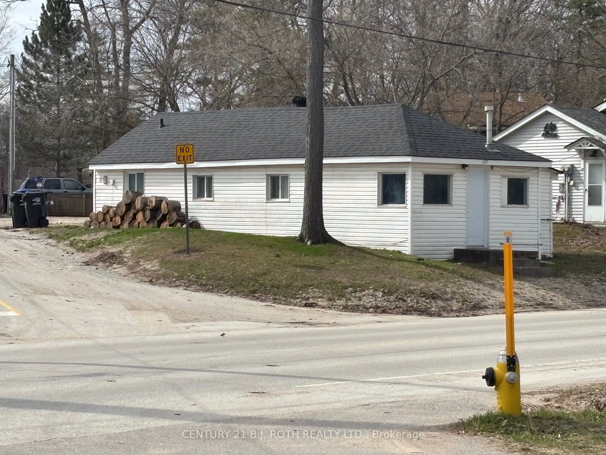 397 Mosley Street, Wasaga Beach, ON, L9Z 2J8