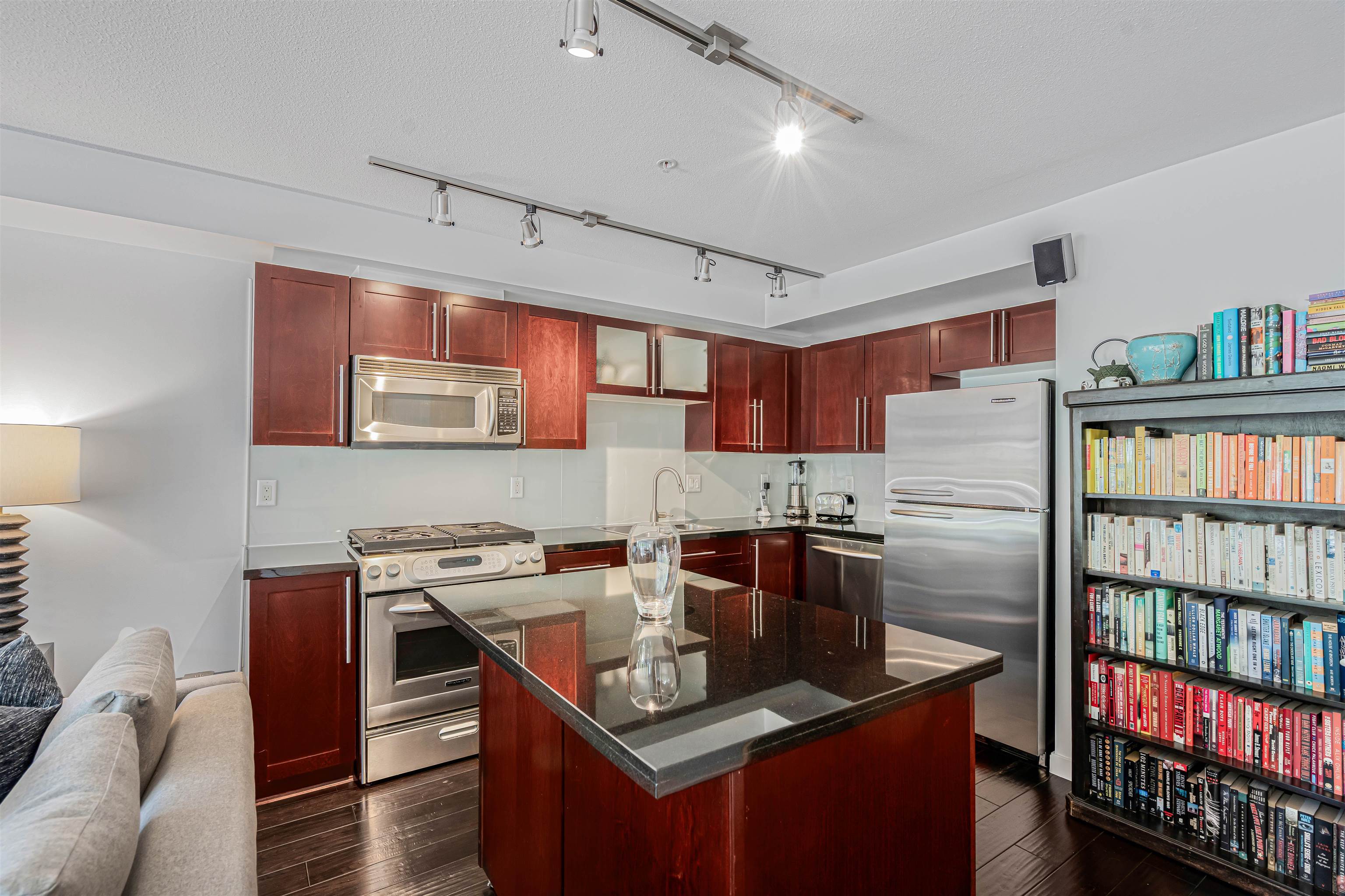 Additional image 5 of 207-122 3rd Street E, North Vancouver, BC, V7L 1E6