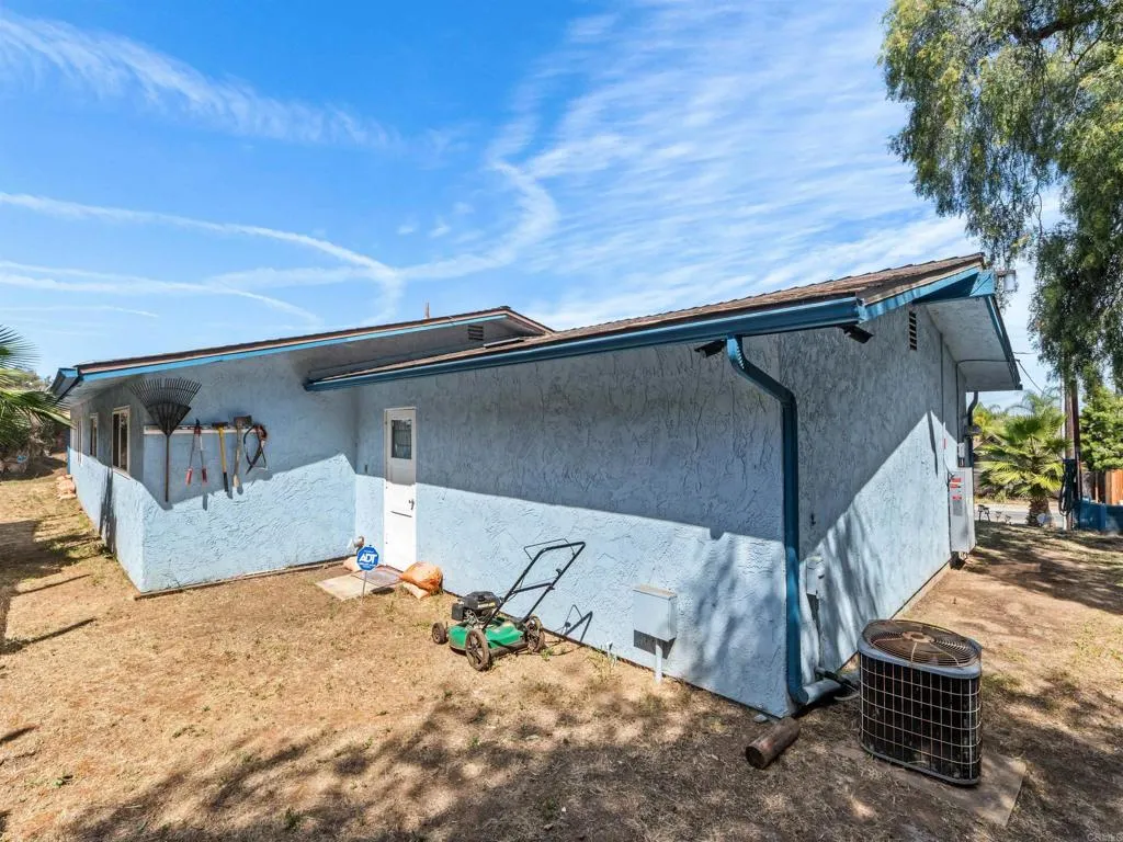 Additional image 31 of 2443 Helix Street, Spring Valley, CA 91977