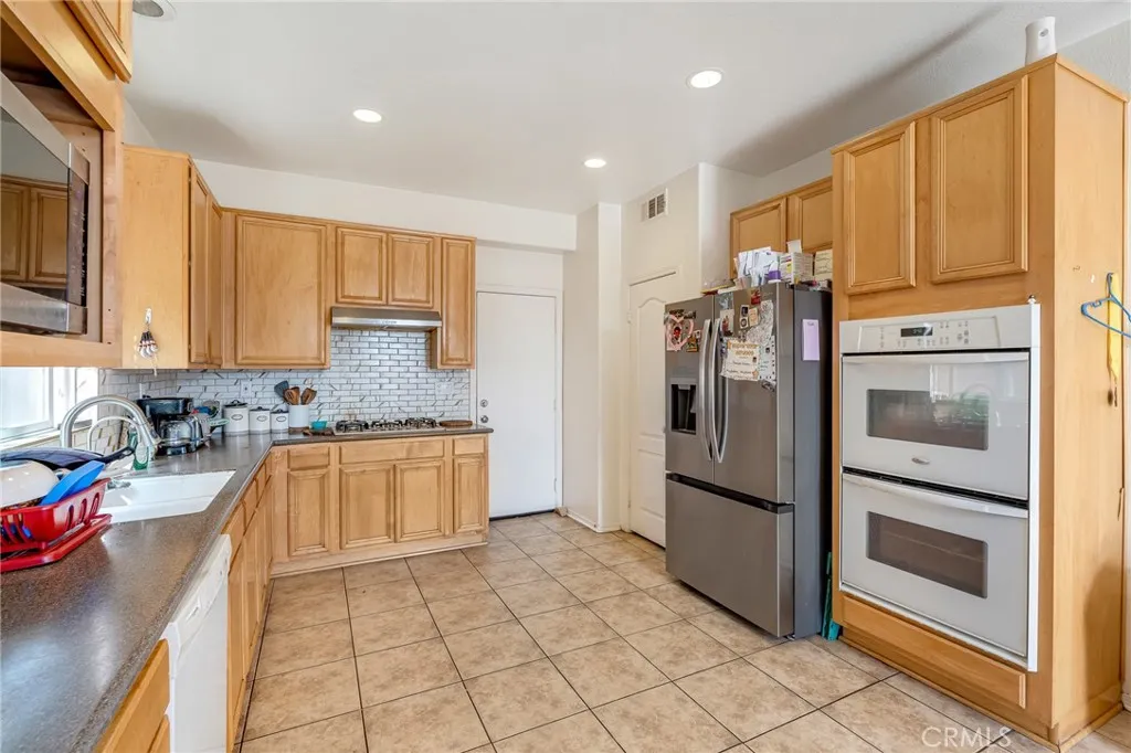 Additional image 9 of 8991 Guadalupe Ave, Oak Hills, CA 92344