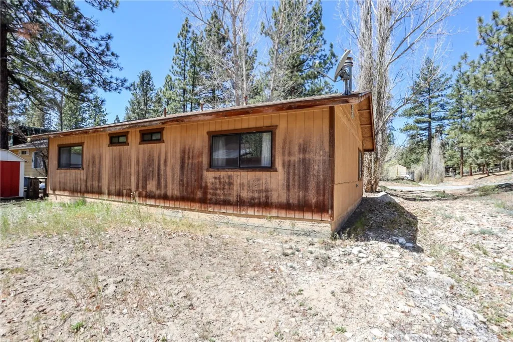 Additional image 23 of 1014 Peter Avenue, Big Bear City, CA 92314