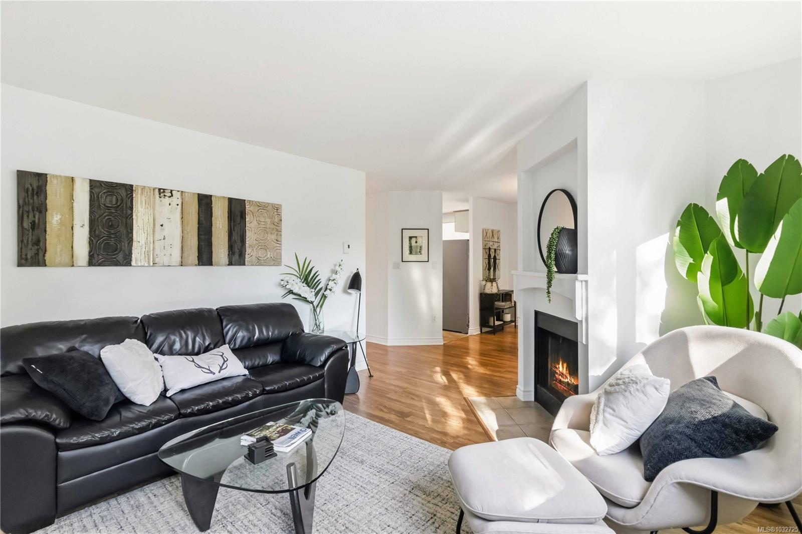 Additional image 3 of 302-1436 Harrison Street, Victoria, BC, V8S 3S2