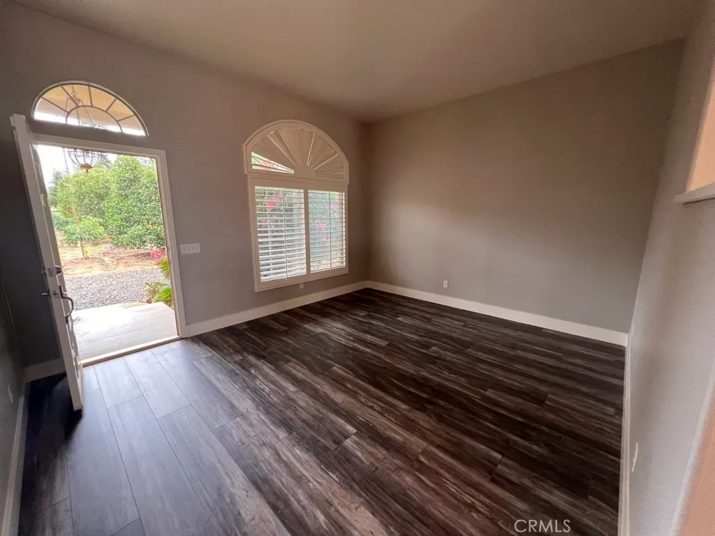 8715 Dufferin Ave, Riverside, CA 92504 photo 3