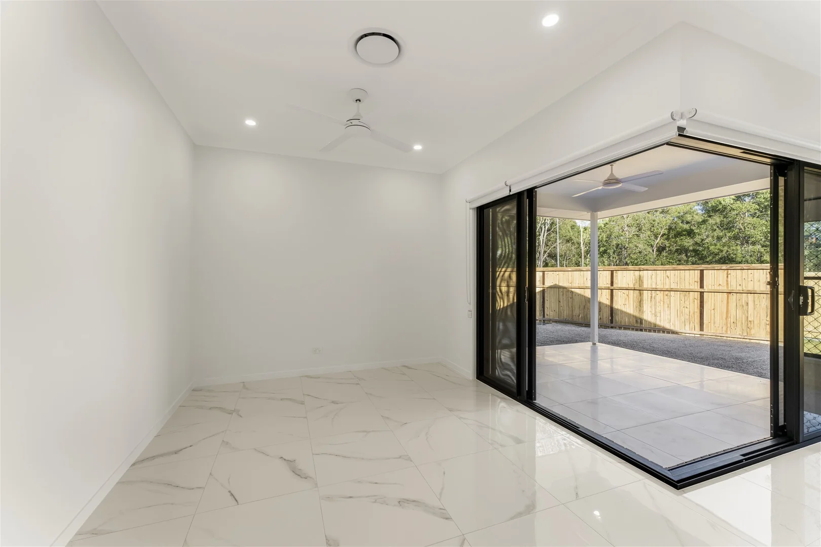 Additional image 11 of Walloon QLD 4306