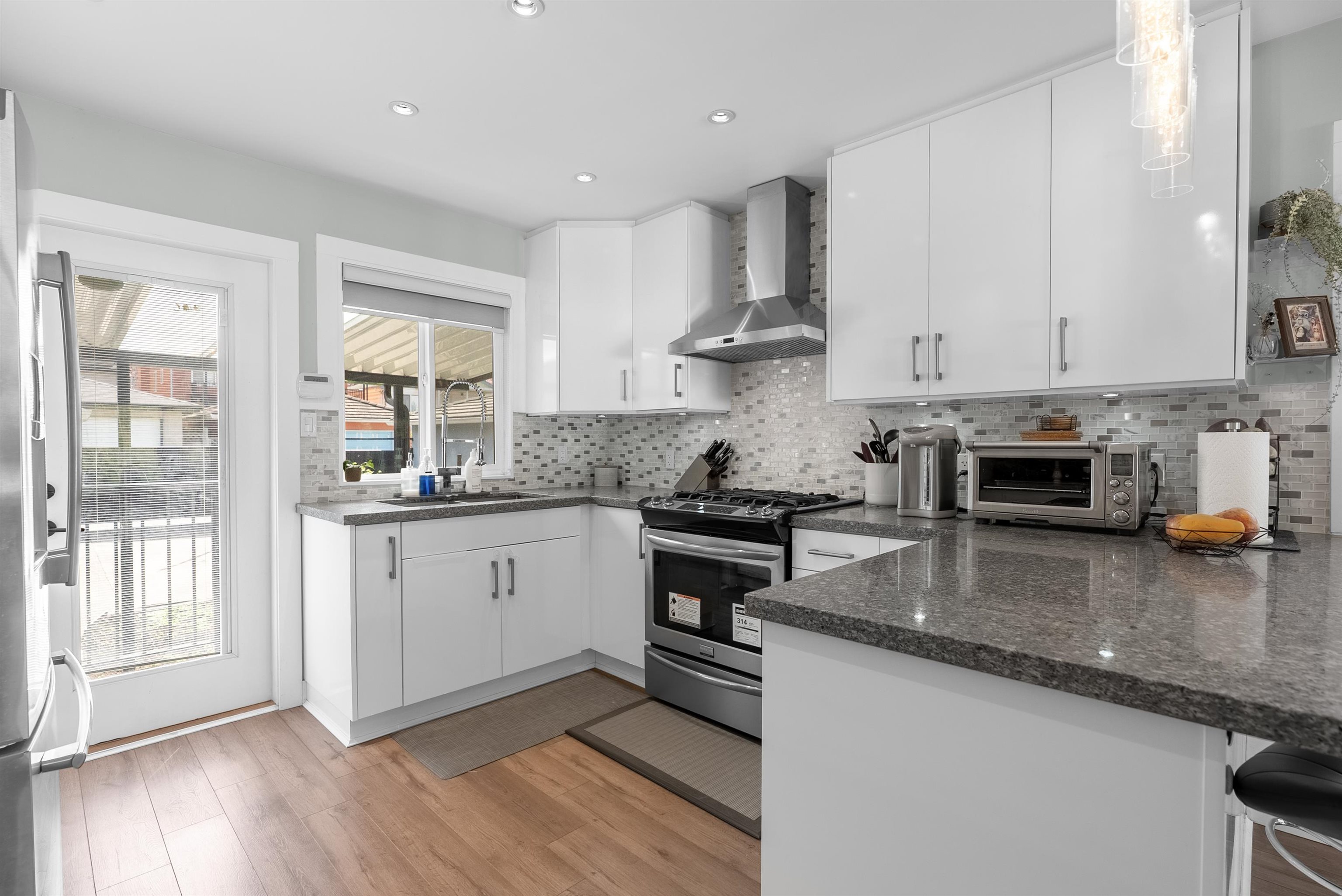 Additional image 6 of 2576 27th Avenue E, Vancouver, BC, V5R 1N1
