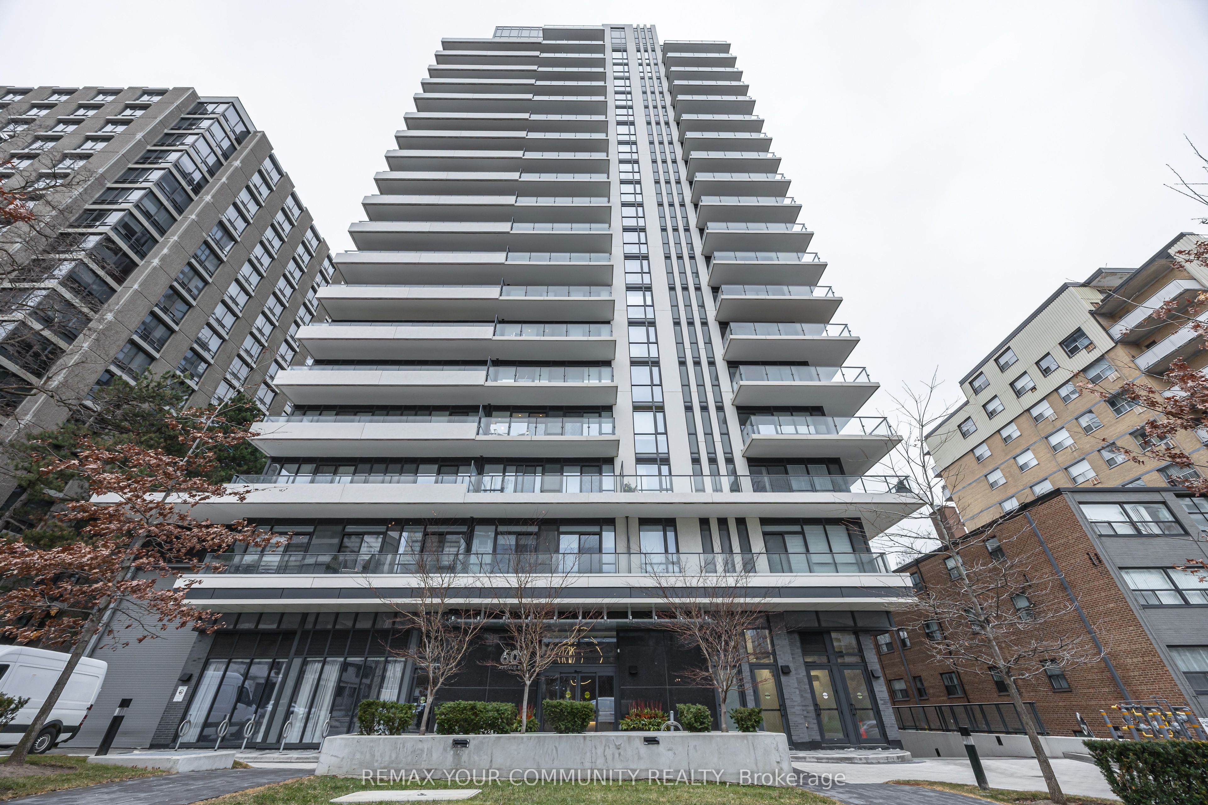 201-609 Avenue Road, Toronto, ON, M4V 0B1