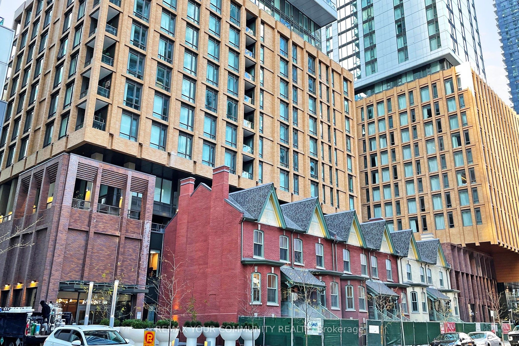 Additional image 3 of 4727-28 Widmer Street, Toronto, ON, M5V 0T2