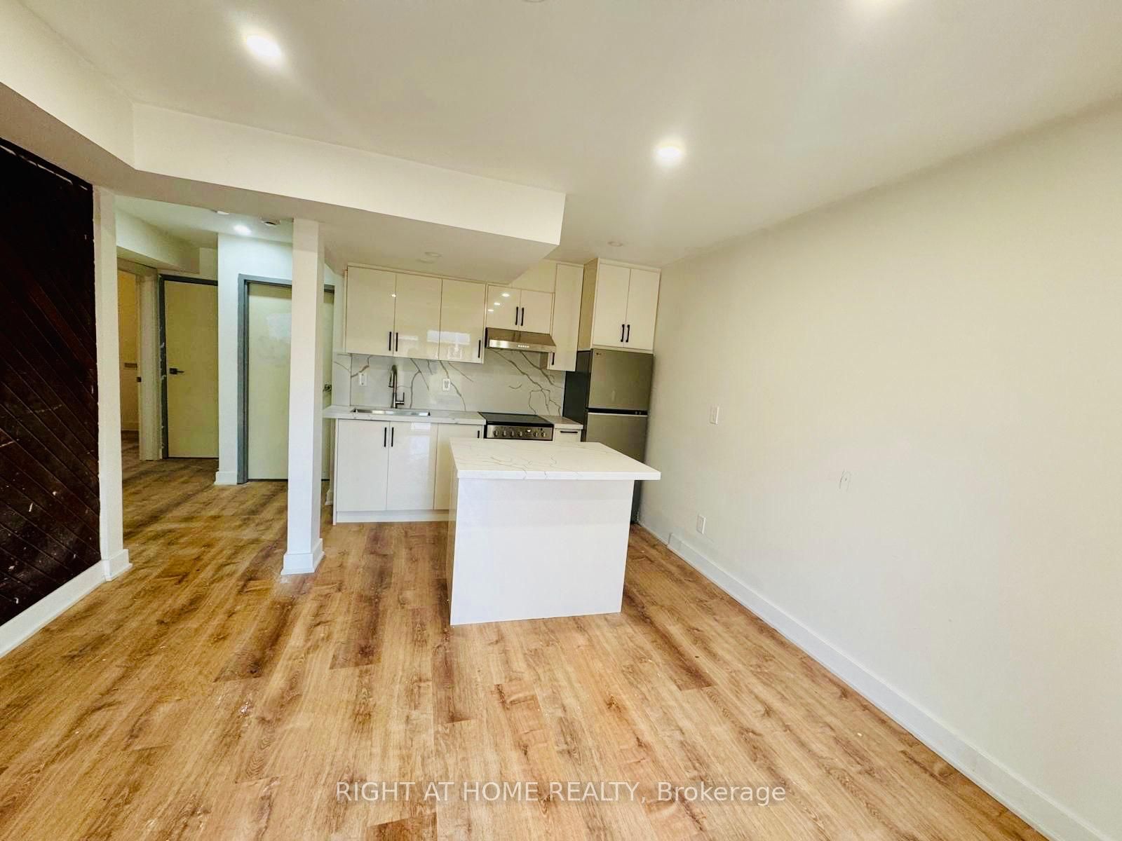 Additional image 3 of 9 Tilley Drive, Toronto, ON, M1C 2T9