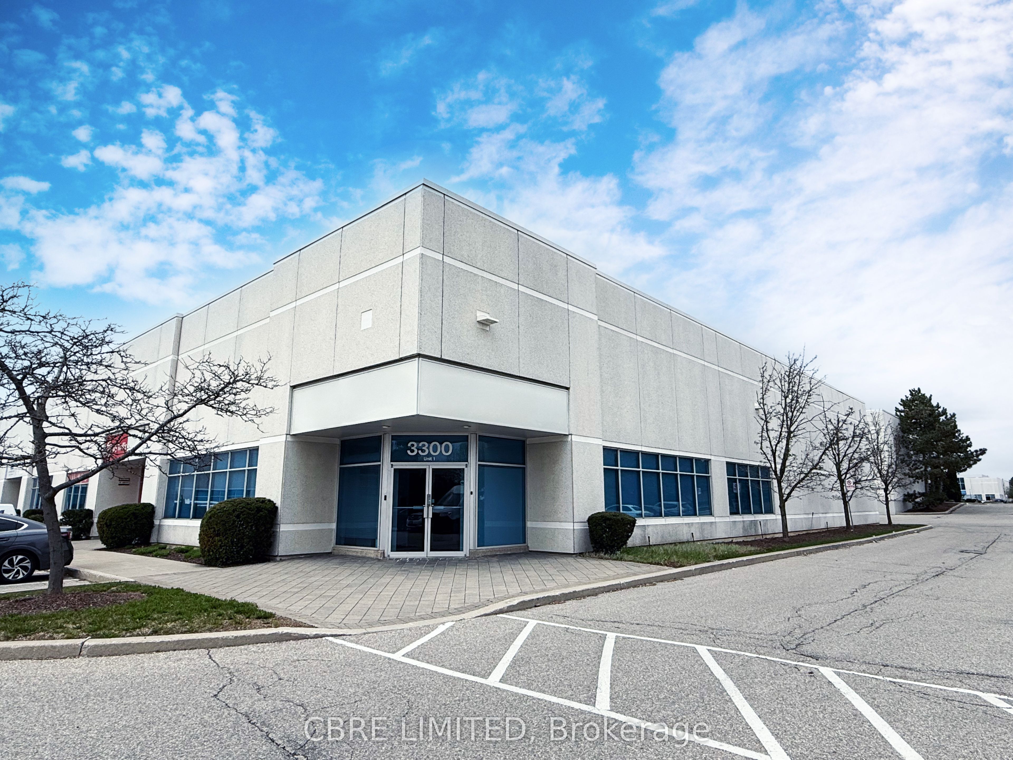 1-3300 Ridgeway Drive, Mississauga, ON, L5L 5Y6