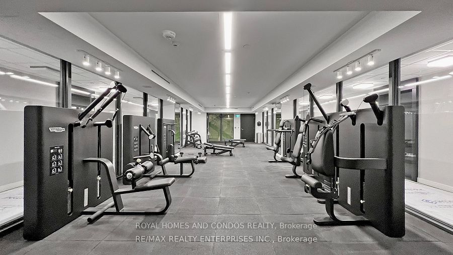 Additional image 3 of 908-158 Front St Street E, Toronto, ON, M5A 1E5