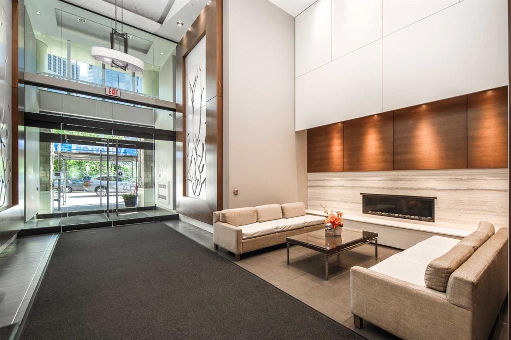 Additional image 3 of 555-222 Riverfront Avenue SW, Calgary, AB, T2P 0W3