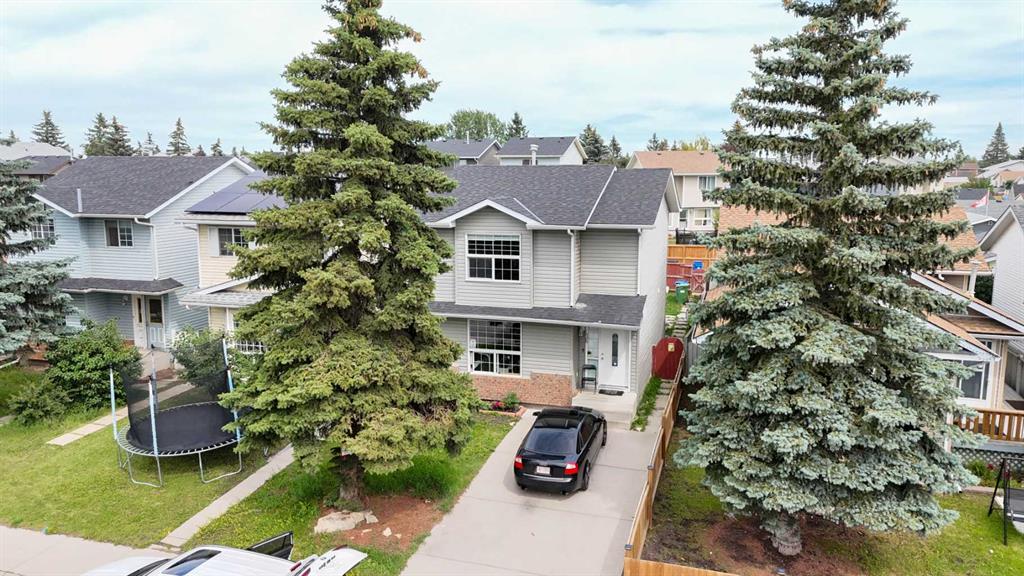 Additional image 2 of 136 Martindale Drive NE, Calgary, AB, T3J3G5