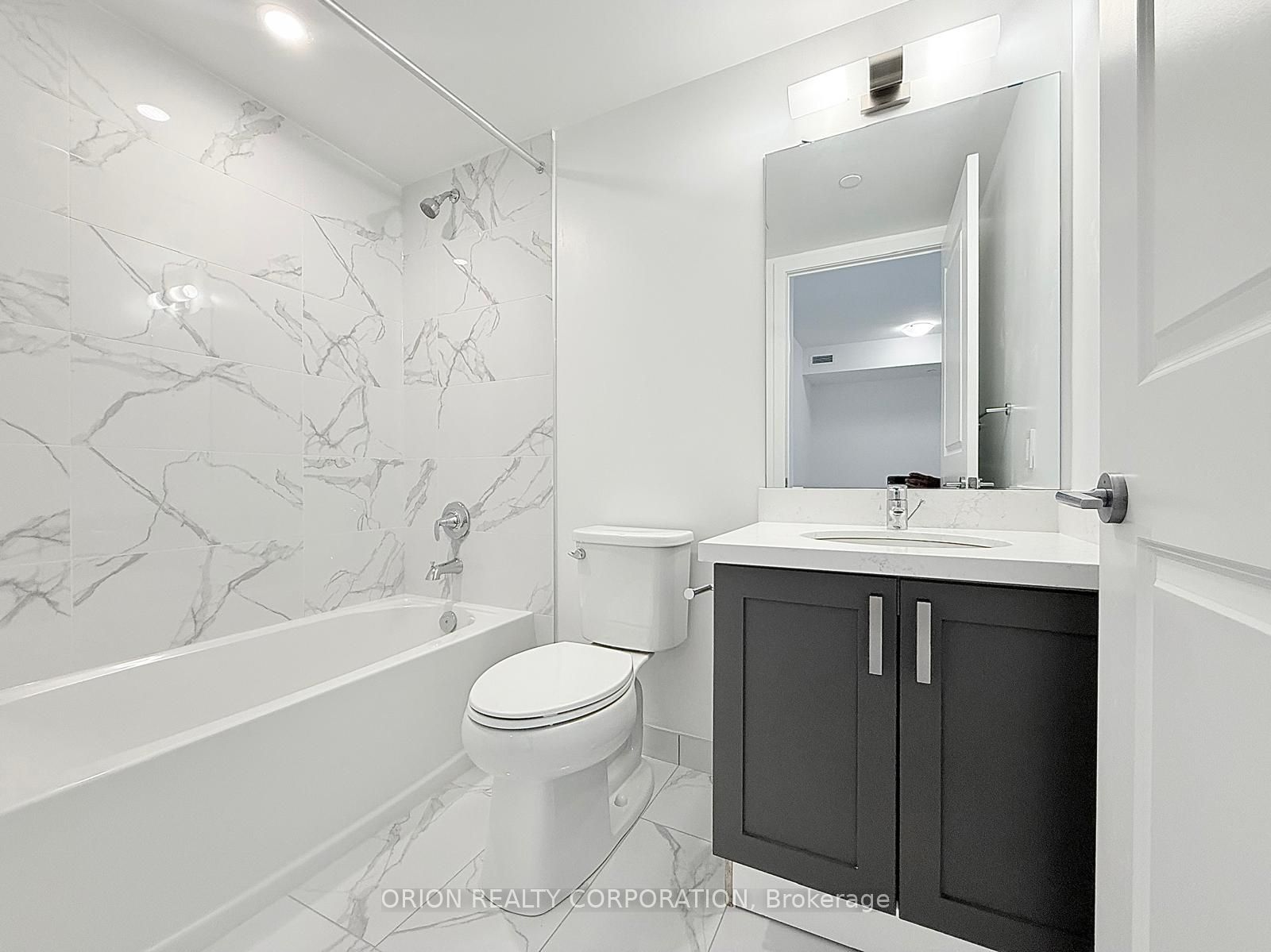 Additional image 6 of 617-556 Marlee Avenue, Toronto, ON, M6B 0B1