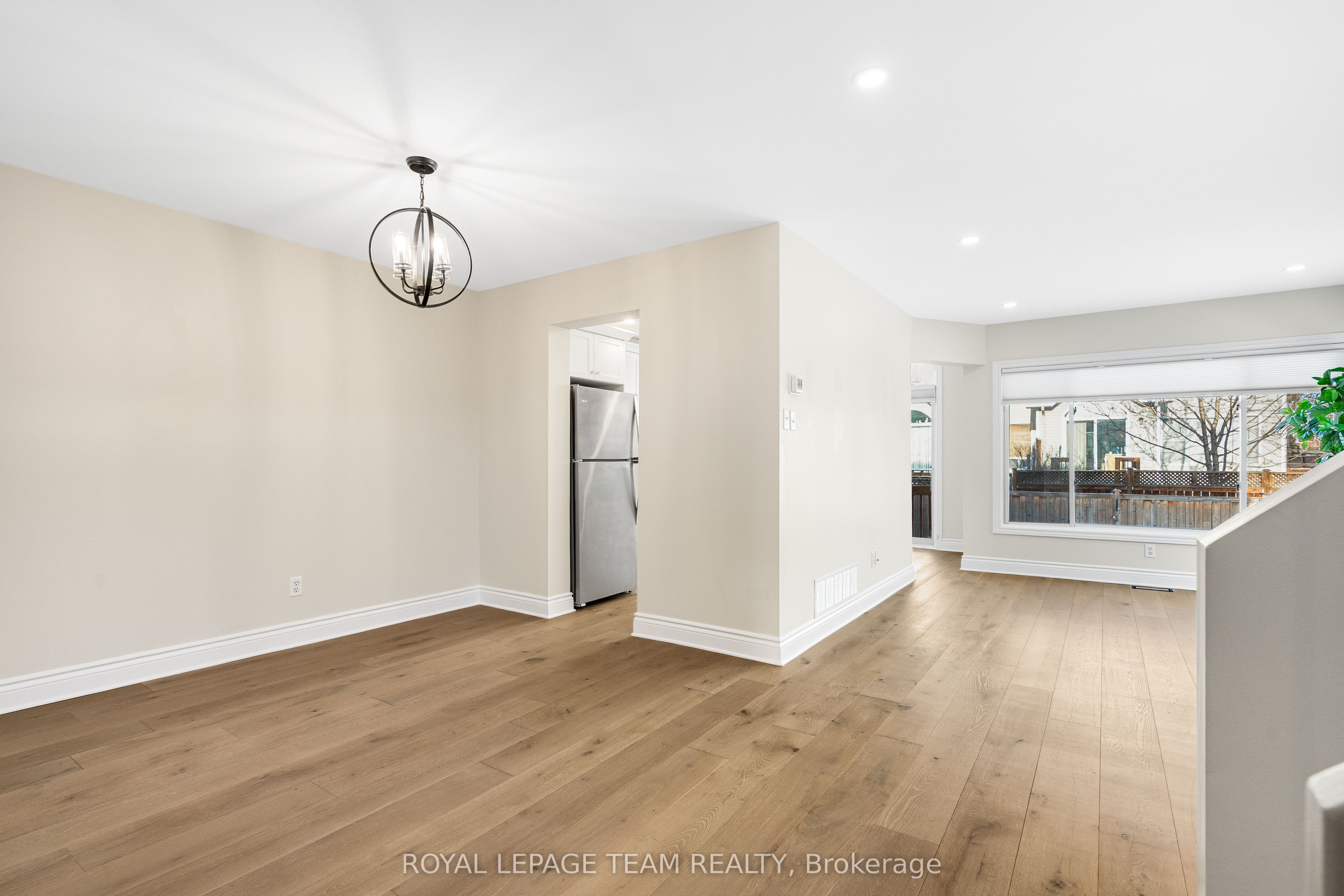 Additional image 3 of 1925 Windwood Place, Ottawa, ON, K1C 7K7