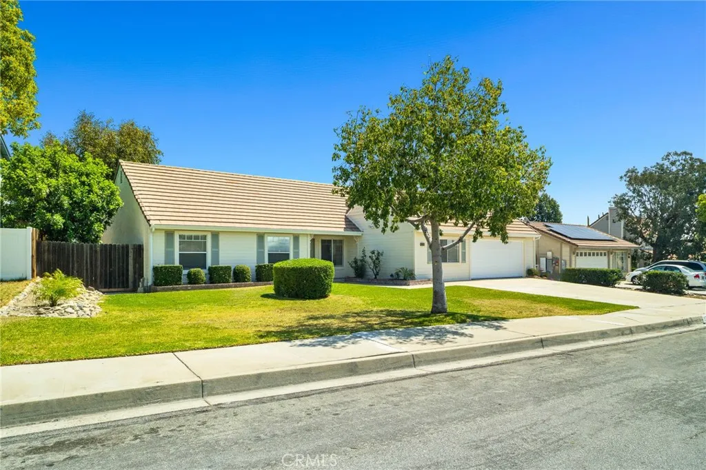 Additional image 36 of 977 N Driftwood Ave, Rialto, CA 92376