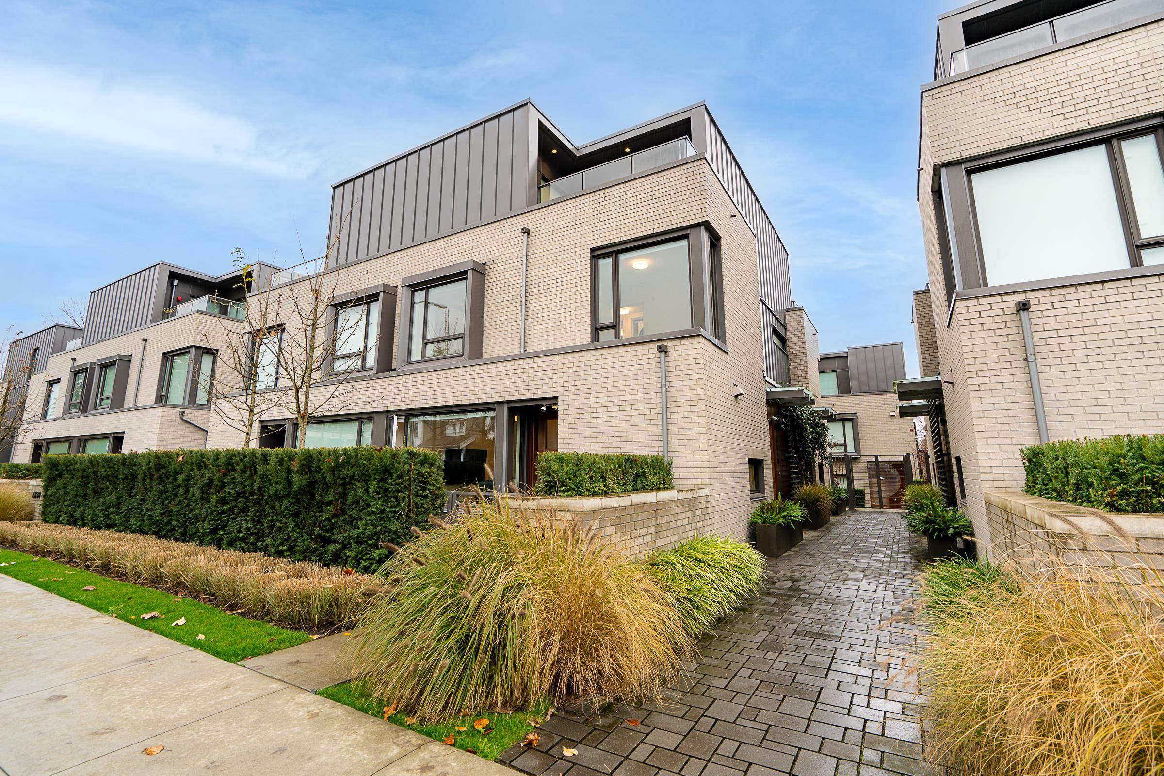 Additional image 2 of 6840 Oak Street, Vancouver, BC, V6P 0K7