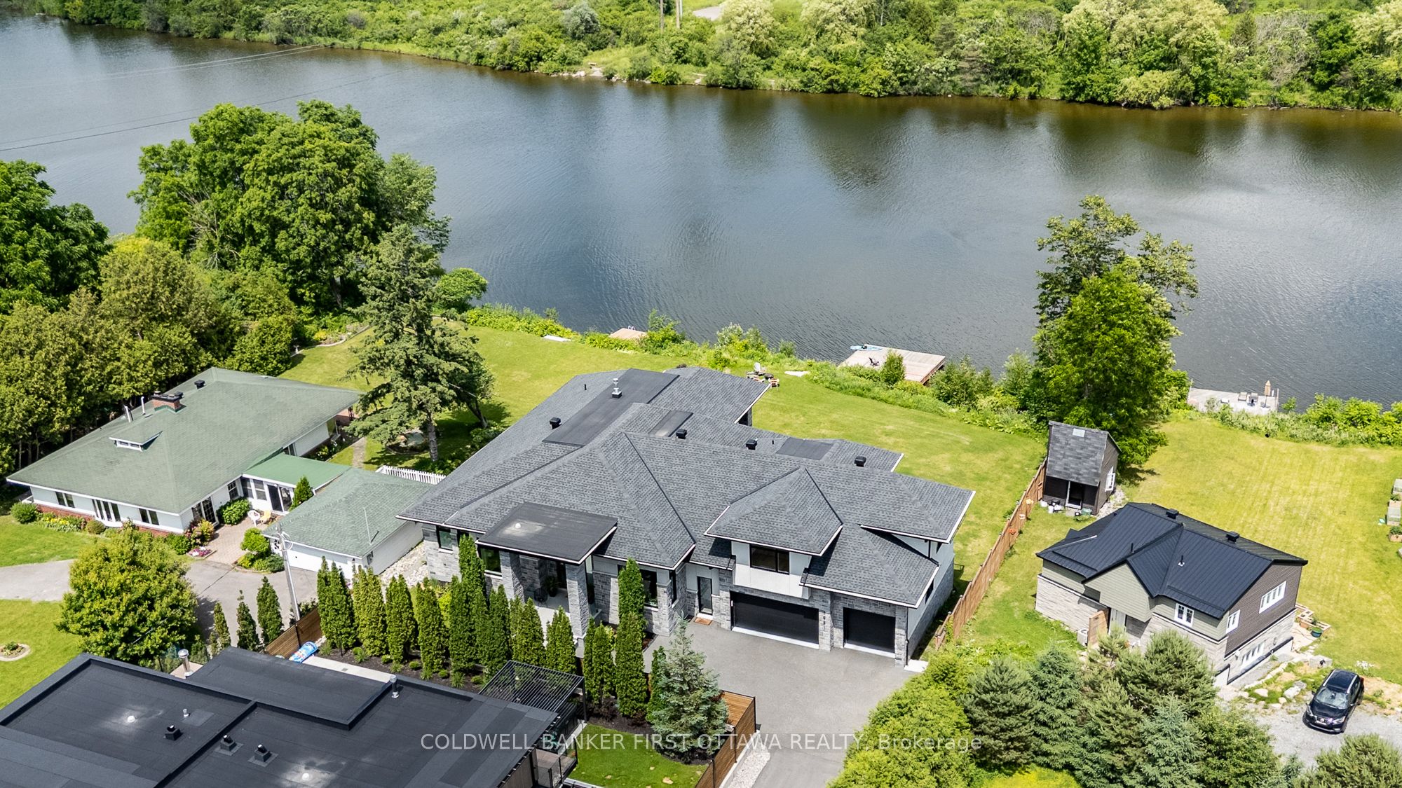 Additional image 2 of 1981 Prince Of Wales Drive, Ottawa, ON, K2C 3J7