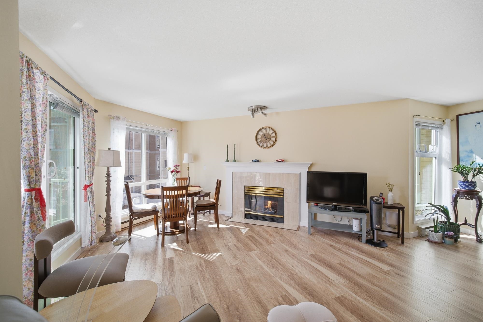 212-7437 Moffatt Road, Richmond, BC, V6Y 1X9