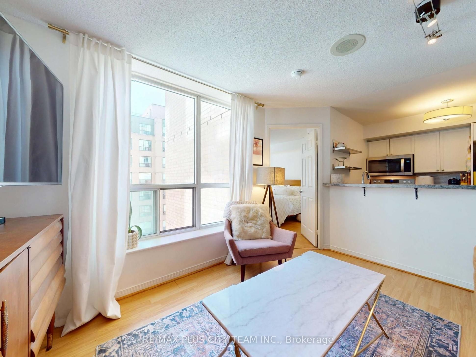 Additional image 3 of 721-109 Front Street E, Toronto, ON, M5A 4P7