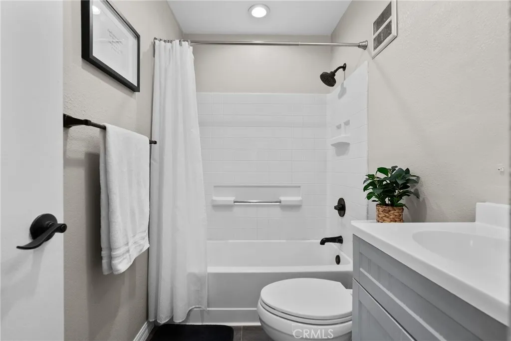 Additional image 31 of 21200 Trumpet Dr Unit 205, Newhall, CA 91321
