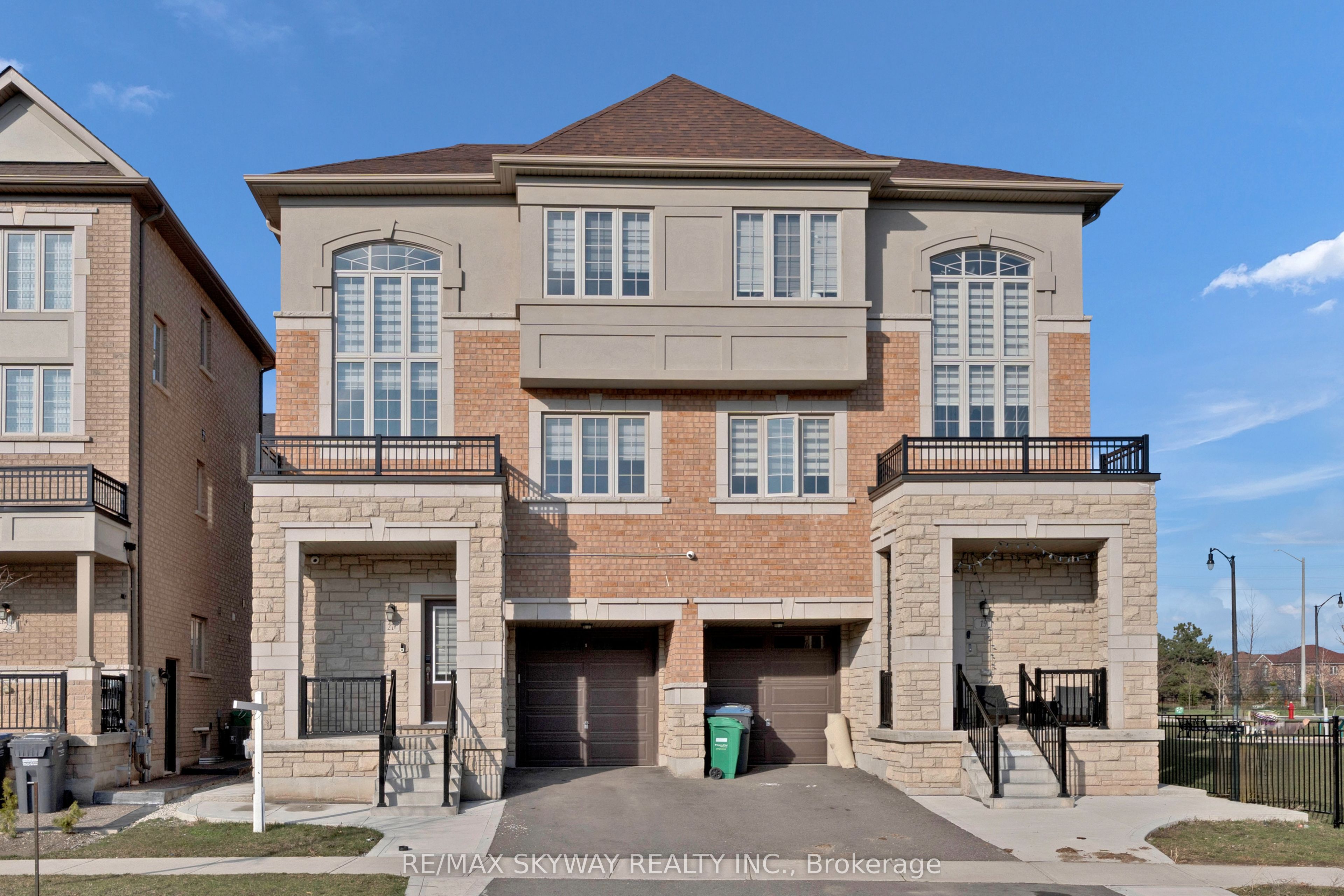 21 Allegro Drive, Brampton, ON, L6Y 5Y7