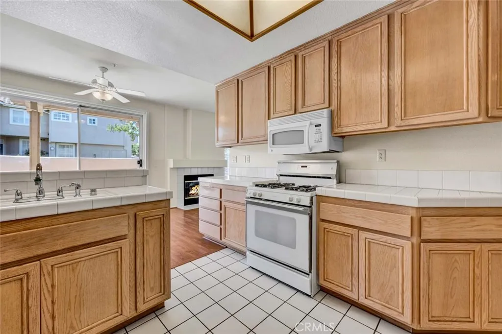 Additional image 14 of 2315 Cascade, Tustin, CA 92782