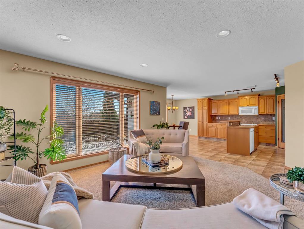 Additional image 6 of 107 Vista Close SE, Medicine Hat, AB, T1B0M3