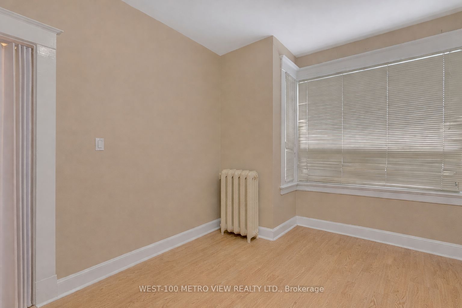 Additional image 3 of 1733 Dufferin Street, Toronto, ON, M6E 3N9