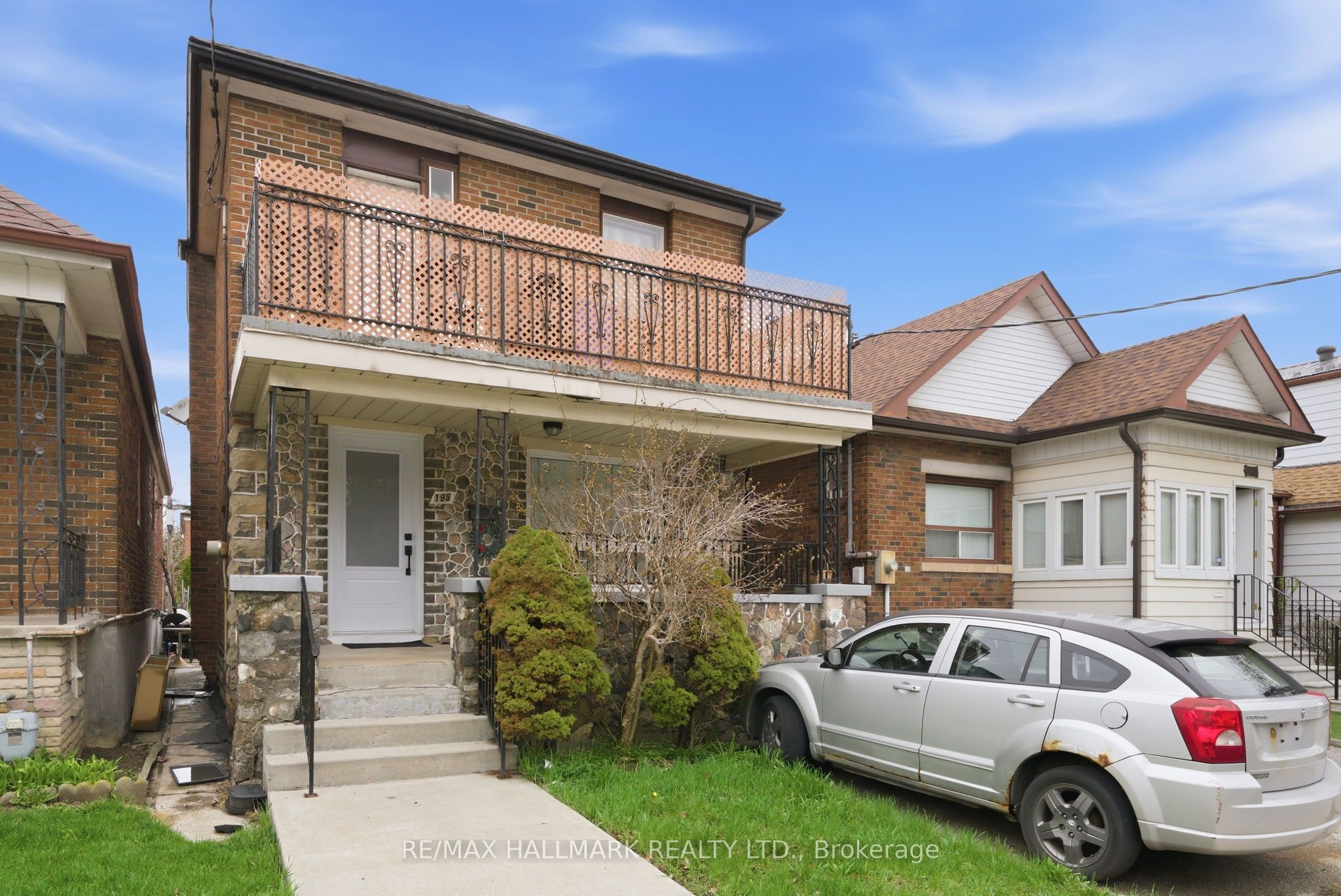 196 Livingstone Avenue, Toronto, ON, M6E 2M2