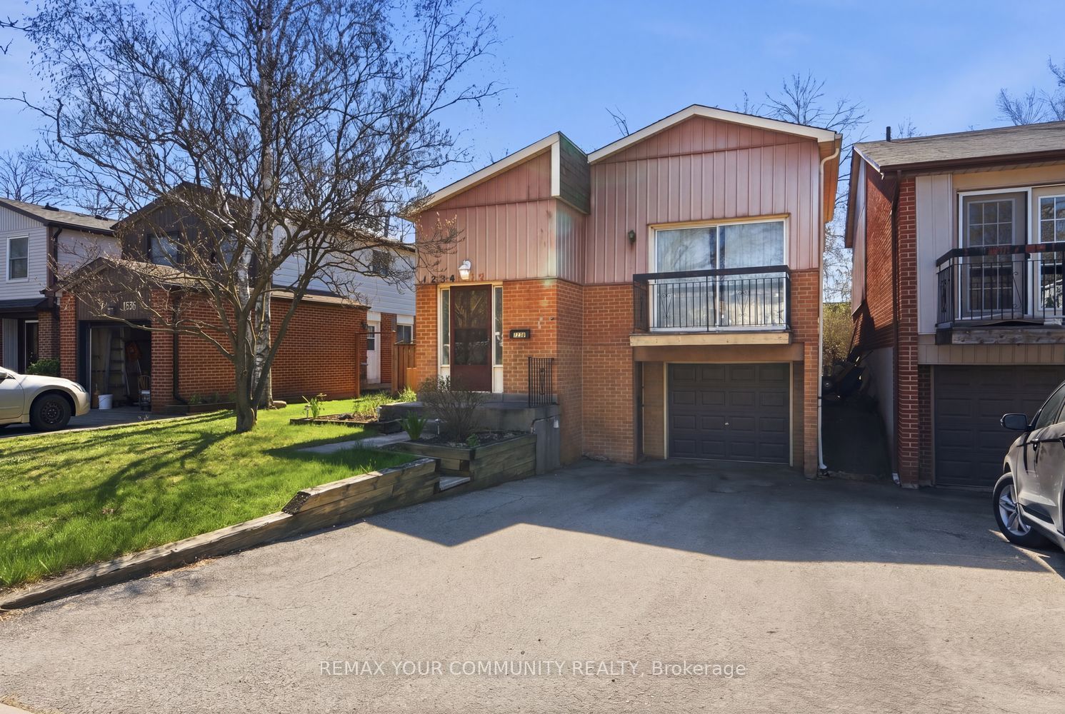 1238 Consort Crescent, Burlington, ON, L7M 1J7