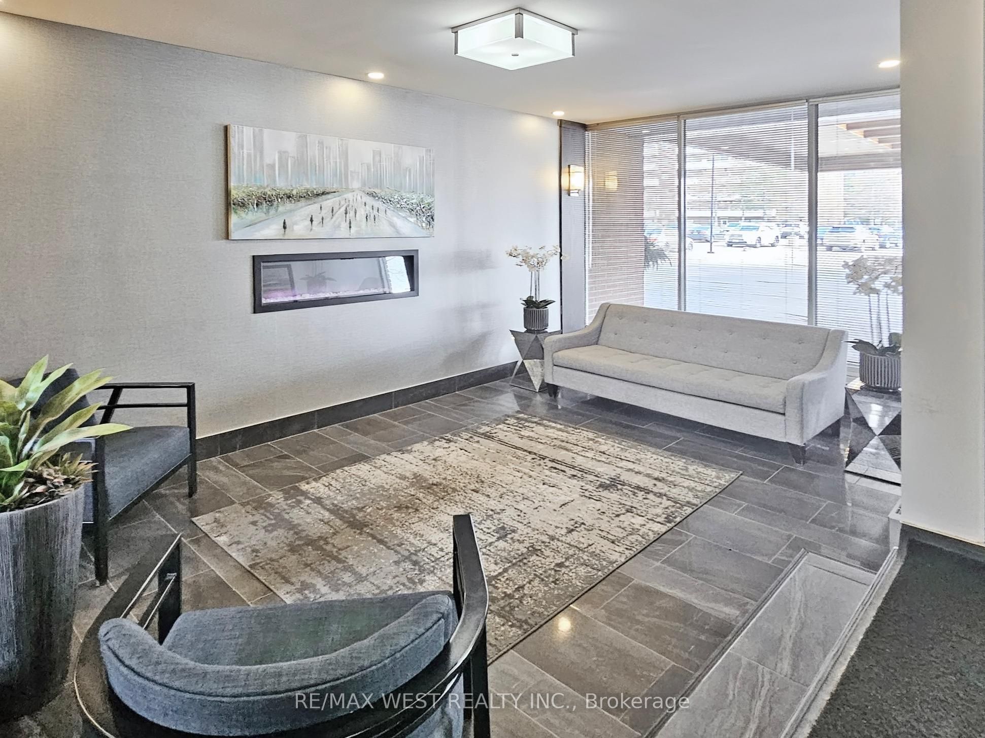 Additional image 3 of 310-1660 Bloor Street, Mississauga, ON, L4X 1R9