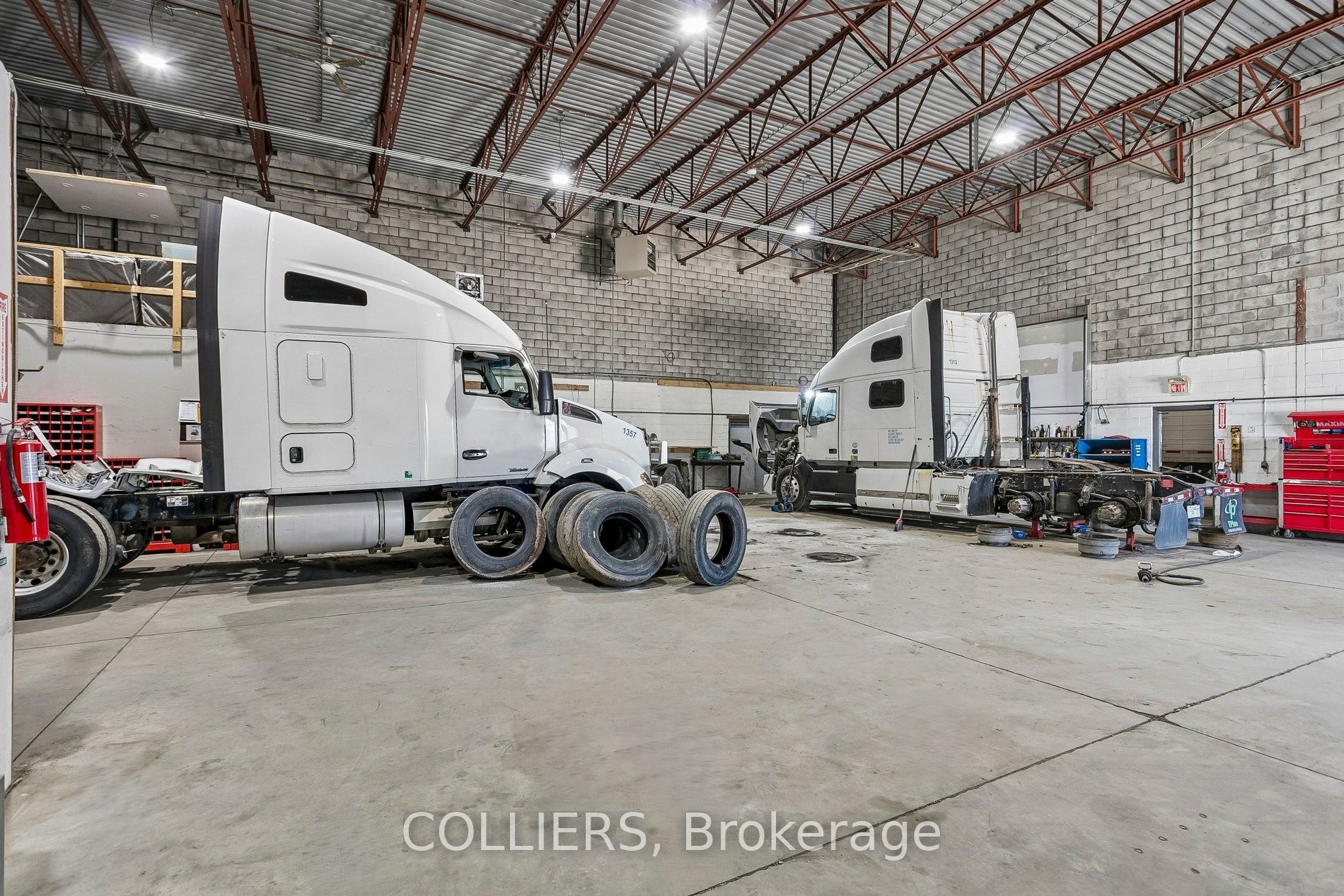Additional image 5 of 860 Progress Court, Oakville, ON, L6L 6K1
