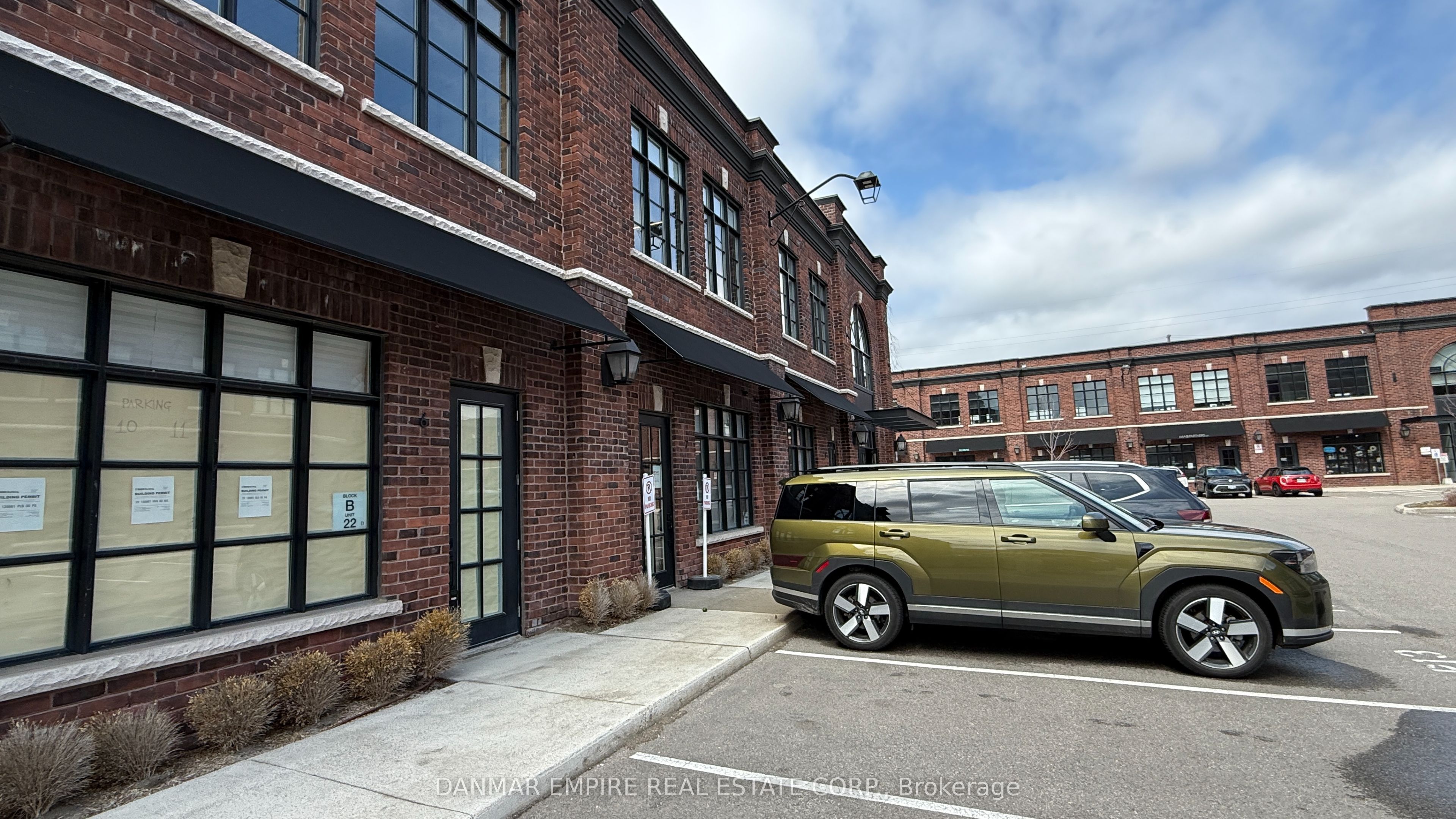 Additional image 3 of 6-68 Jutland Road, Toronto, ON, M8Z 2H1